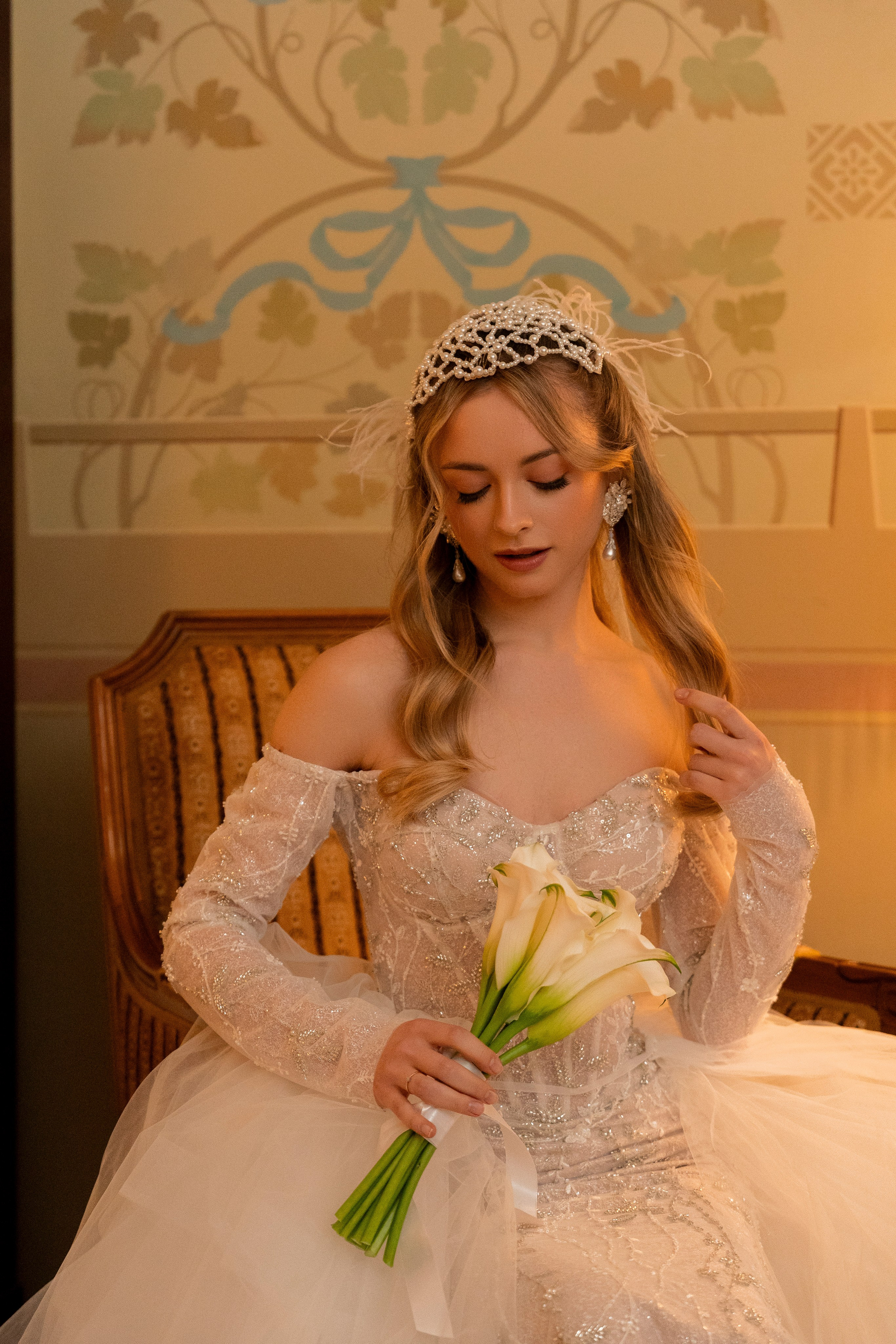 Свадебная фотосессия в отеле Метрополь. Свадебный фотограф в Москве Анна Полушина