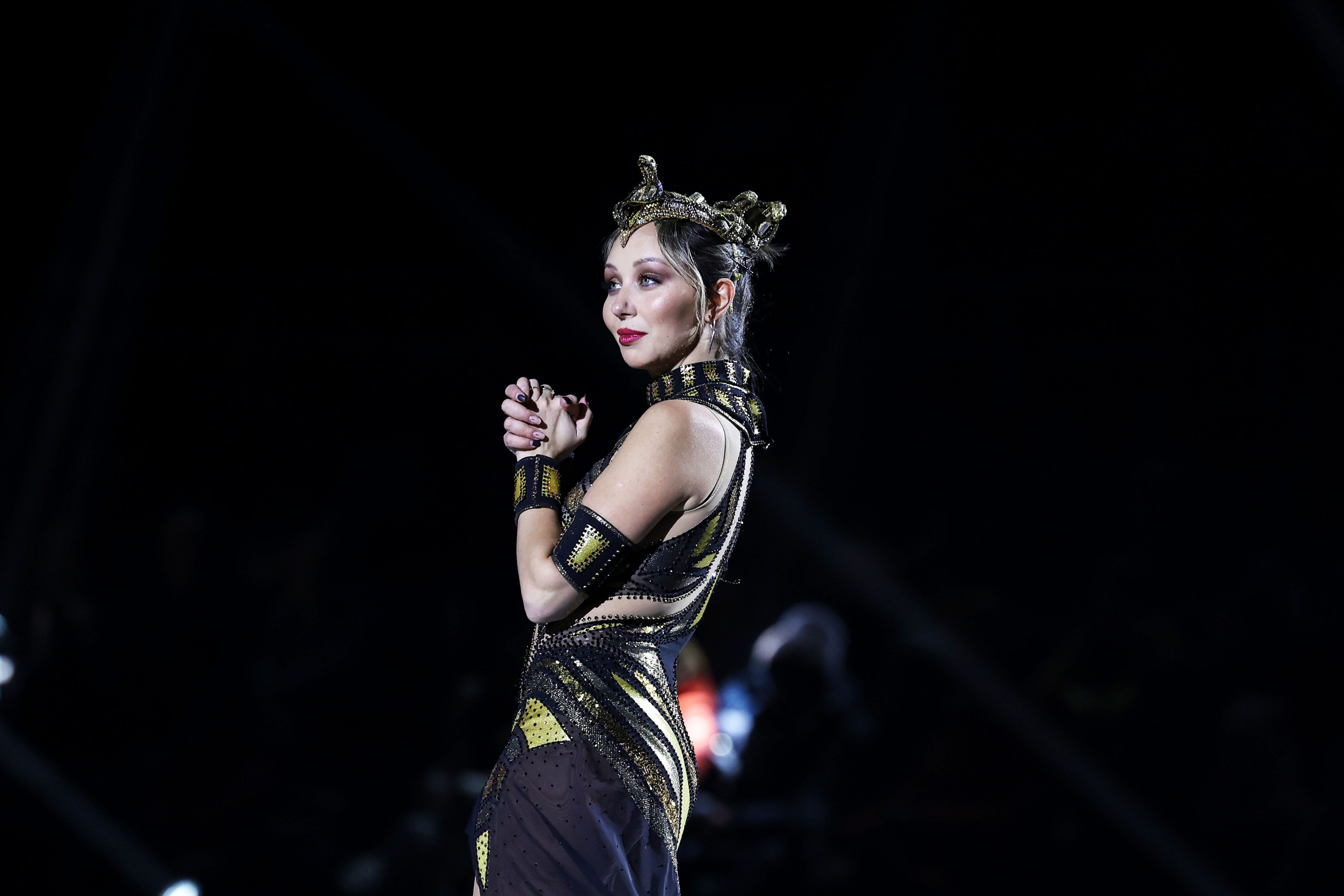 «История любви Шахеризады» шоу на льду 03.01.2024. Спортивный и репортажный фотограф Антон Тереханов