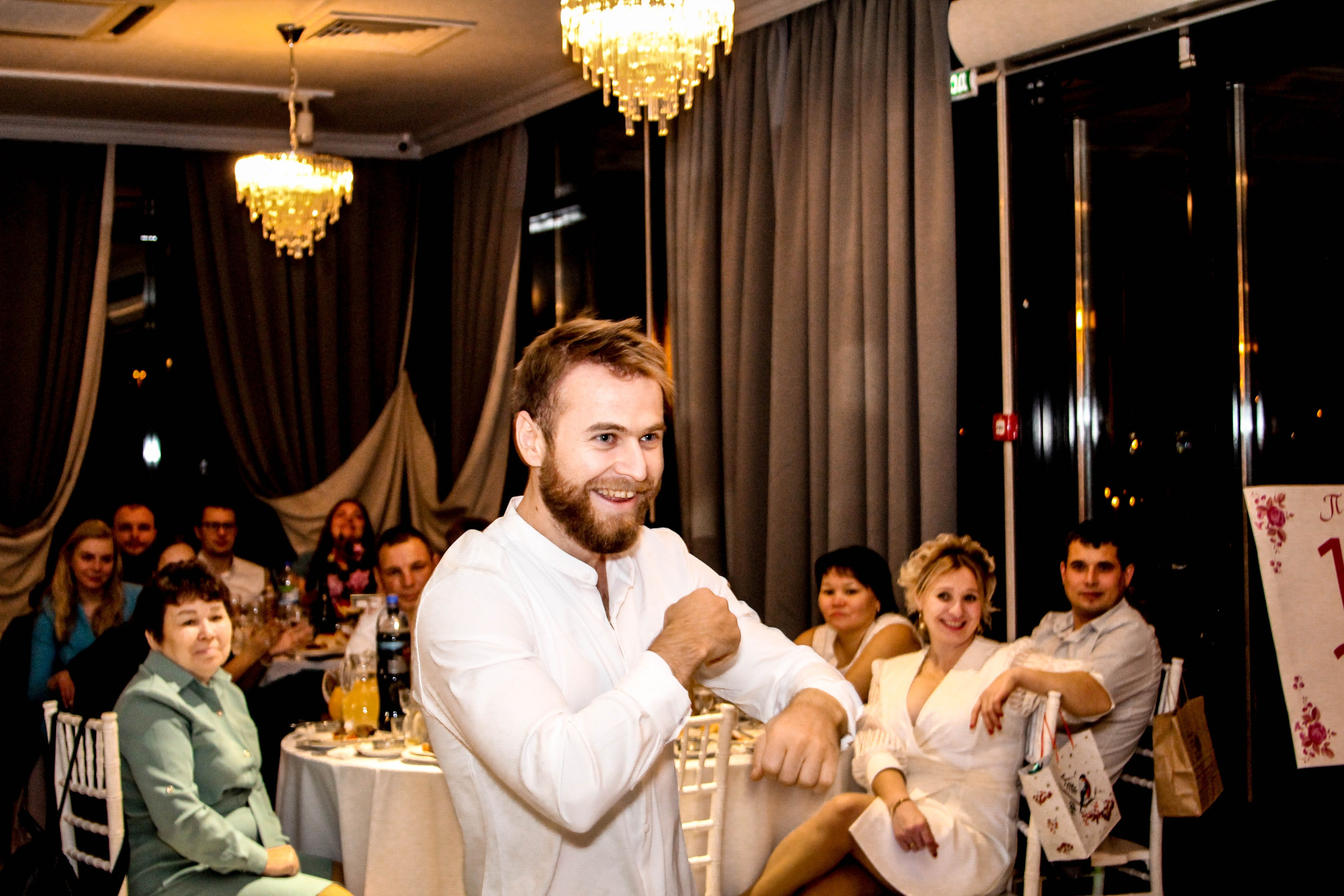 Эмоции гостей. Виктория Шишкова свадебный фотограф Москва и МО (Балашиха, Щелково)