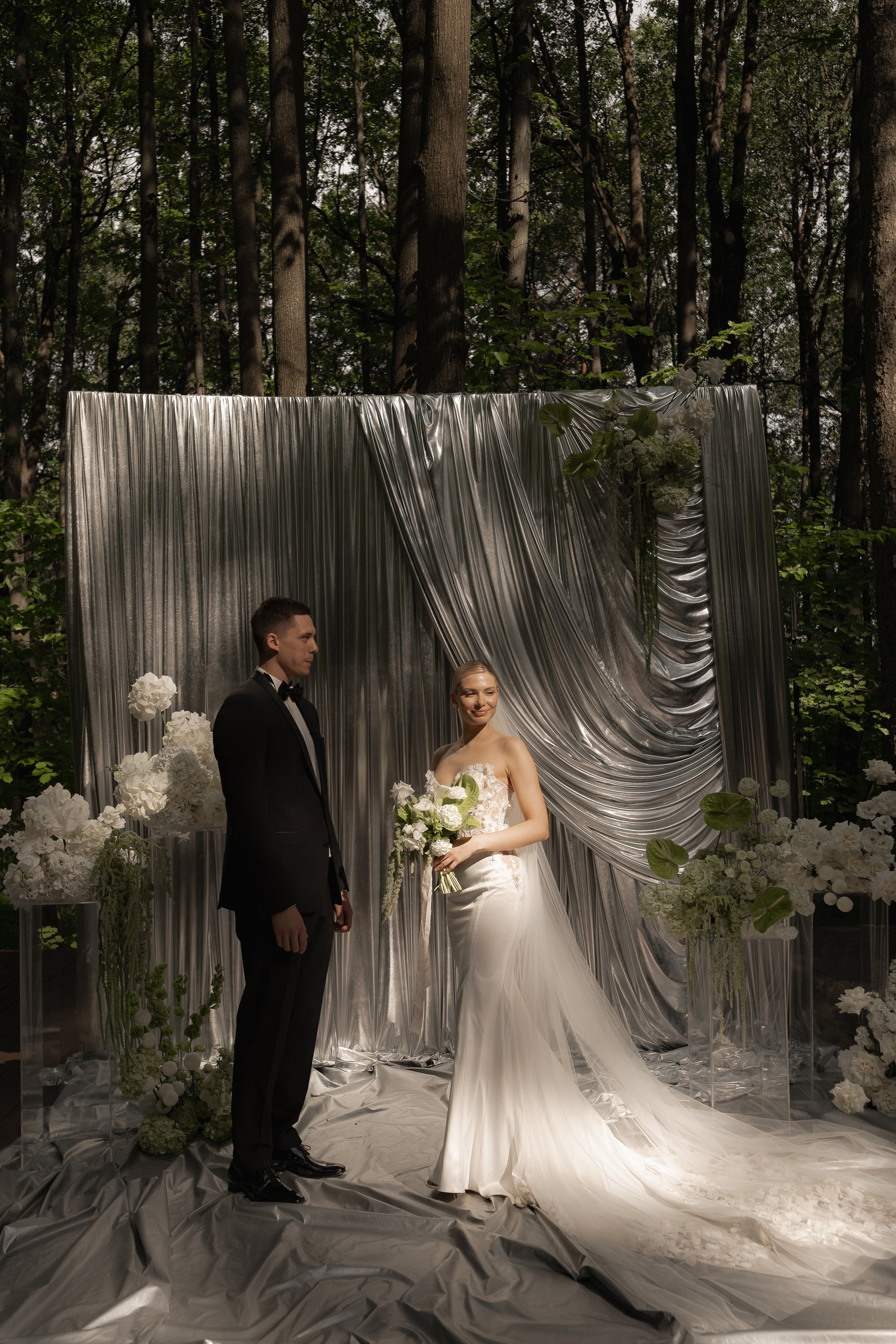 Love is all Around. Сентиментальная свадебная фотография