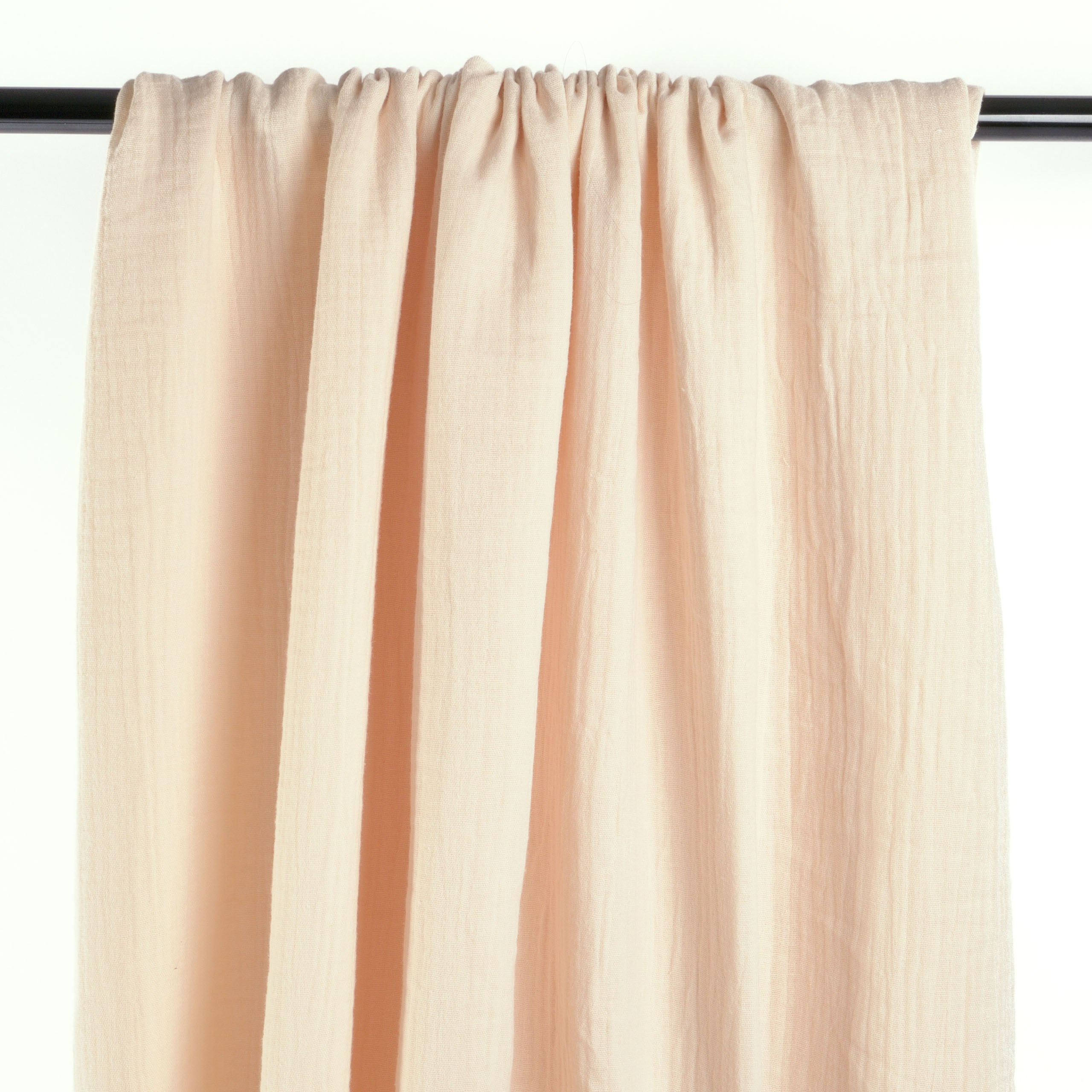 Предметные съёмки товаров для дома и кухни, изделий из ткани и прочих хозяйственных принадлежностей