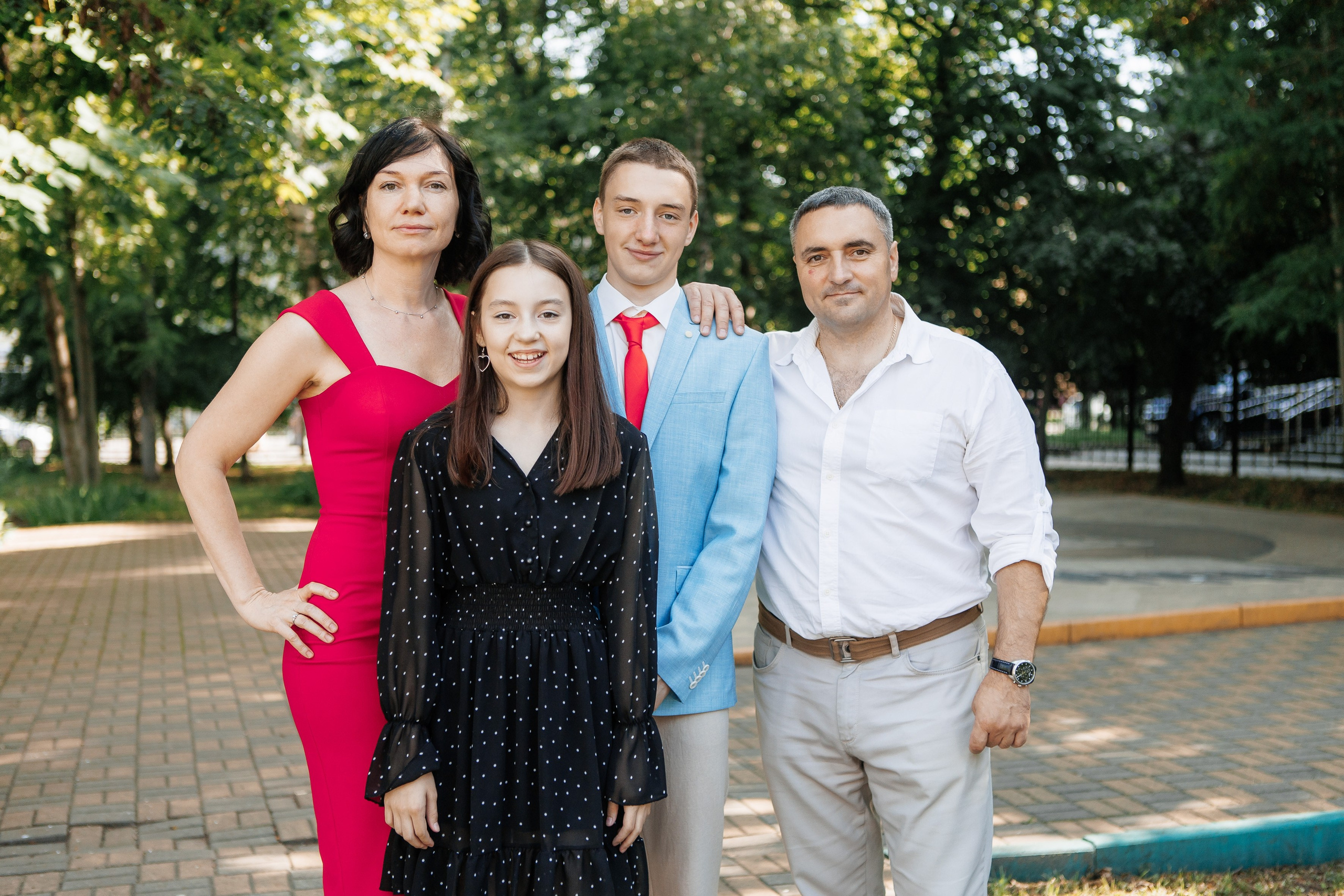 Выпускной Гимназия 12 2024 г. Свадебный и портретный Фотограф в Липецке Дмитрий Котюков