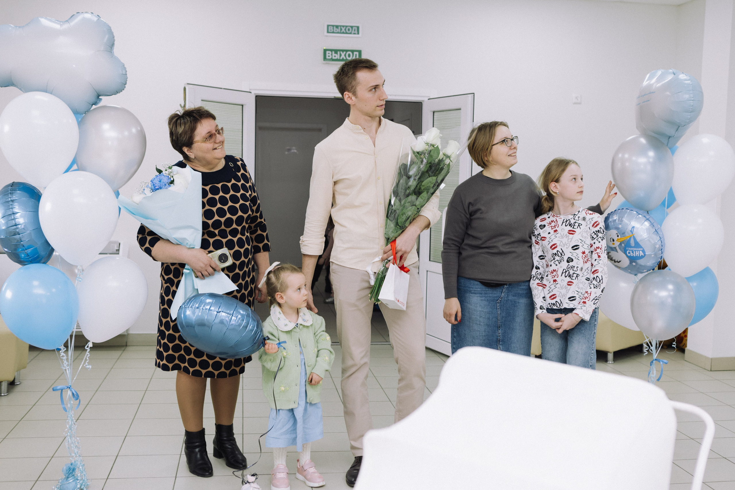 Выписка Яны и Ярослава. Фотограф в Курске Смирнов Евгений