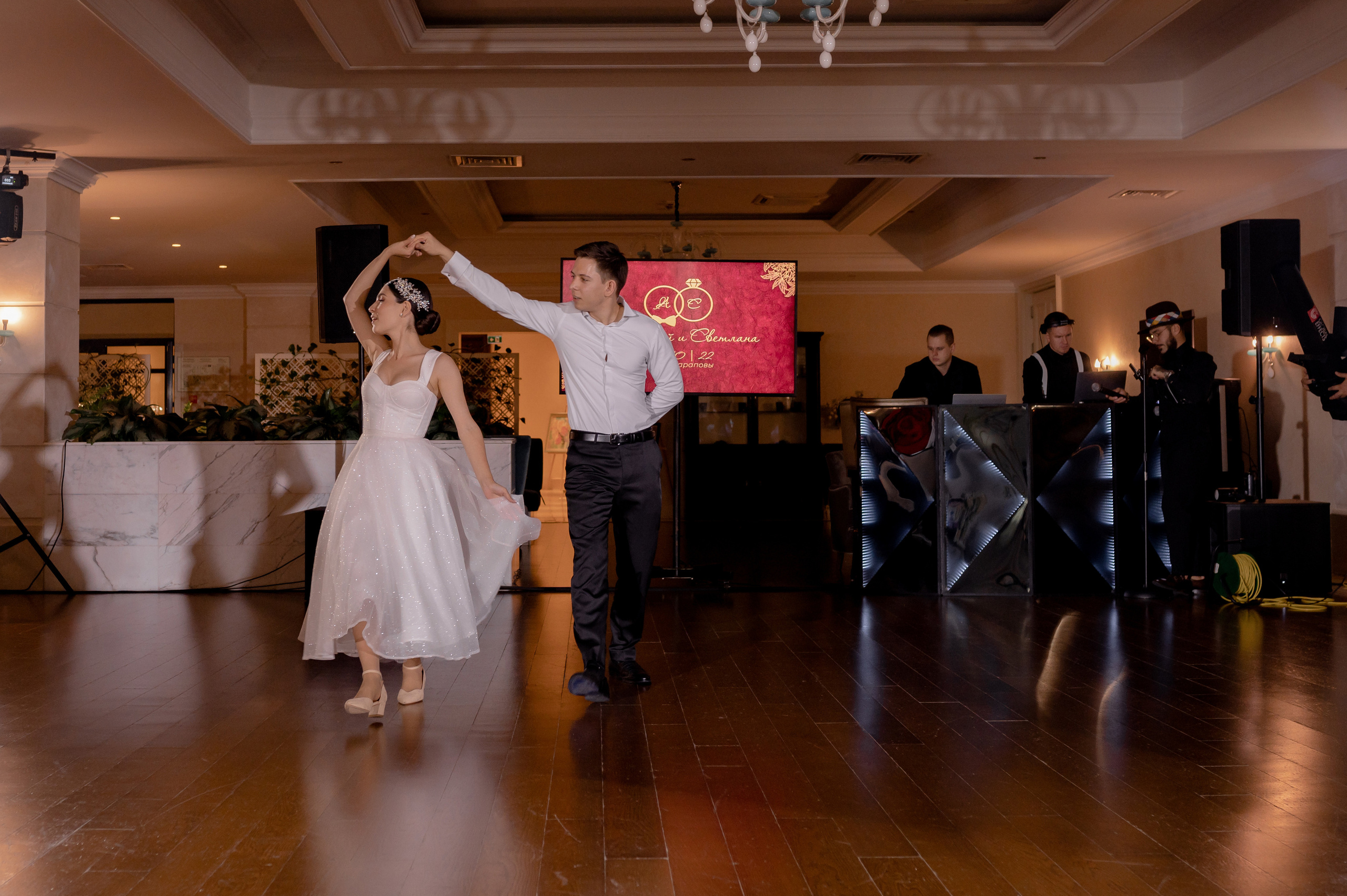 Анатолий & Светлана. Сергей Каба|Свадебный фотограф Сочи - атмосфера торжества остается с в