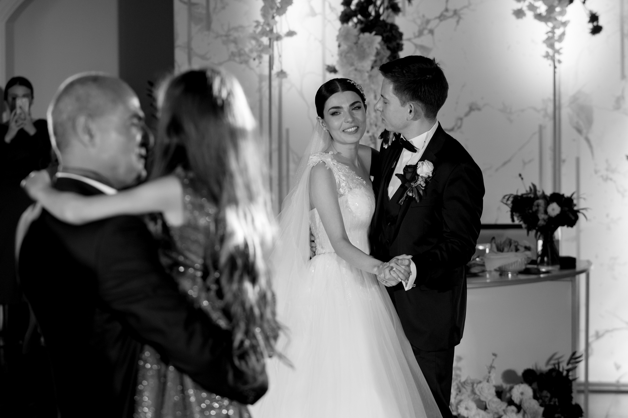 Анатолий & Светлана. Сергей Каба|Свадебный фотограф Сочи - атмосфера торжества остается с в