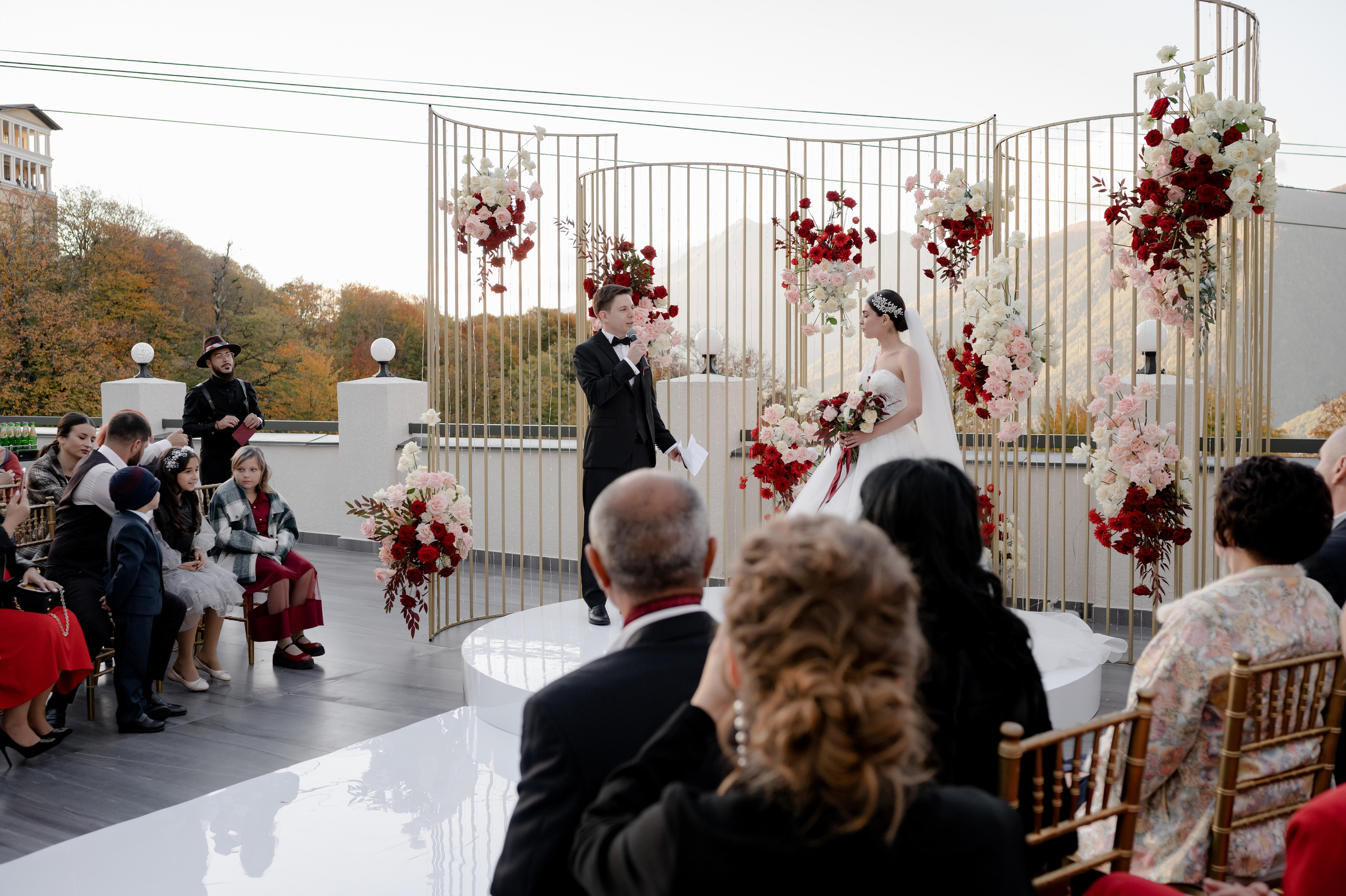 Анатолий & Светлана. Сергей Каба|Свадебный фотограф Сочи - атмосфера торжества остается с в