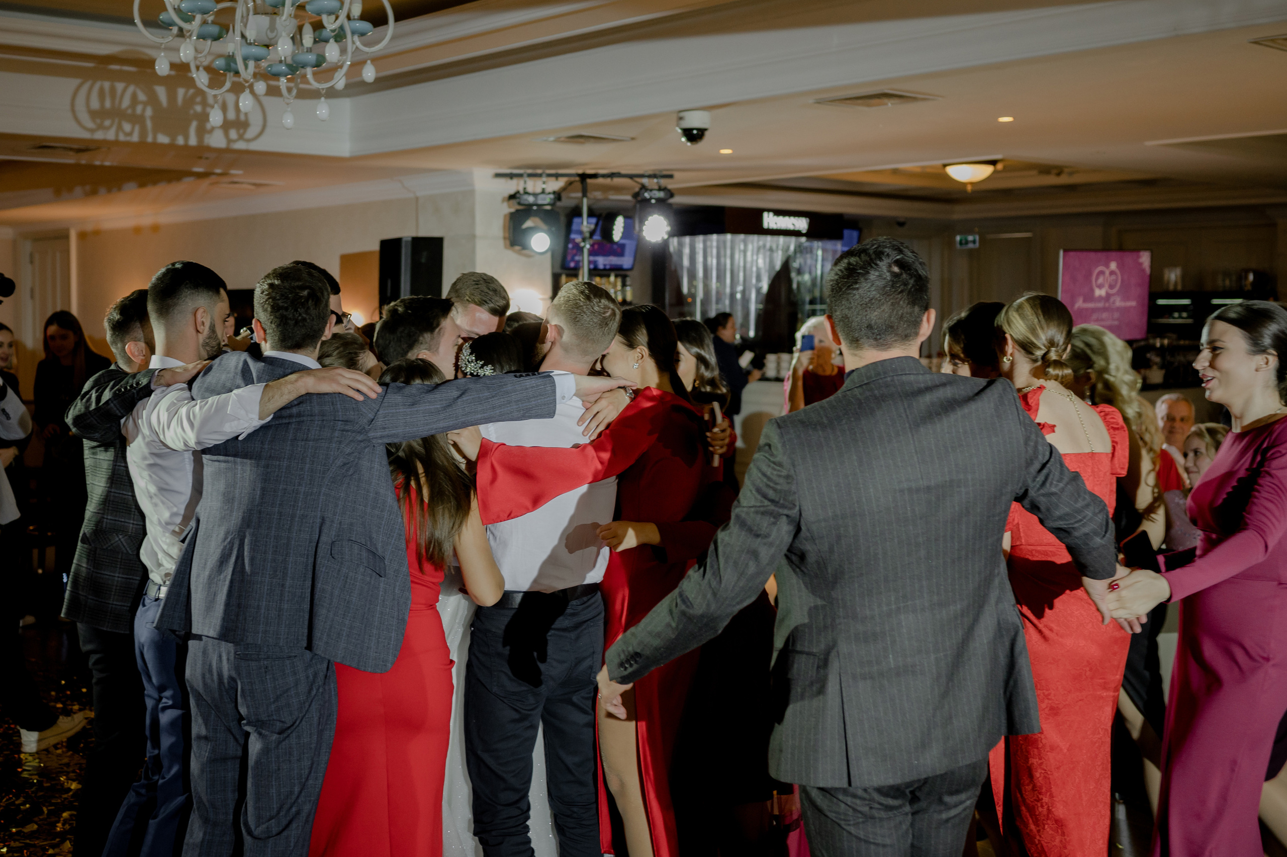 Анатолий & Светлана. Сергей Каба|Свадебный фотограф Сочи - атмосфера торжества остается с в