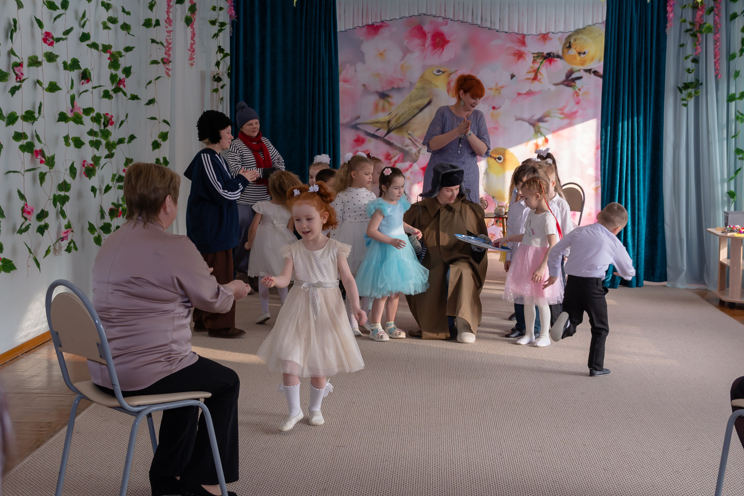 Весенний утренник