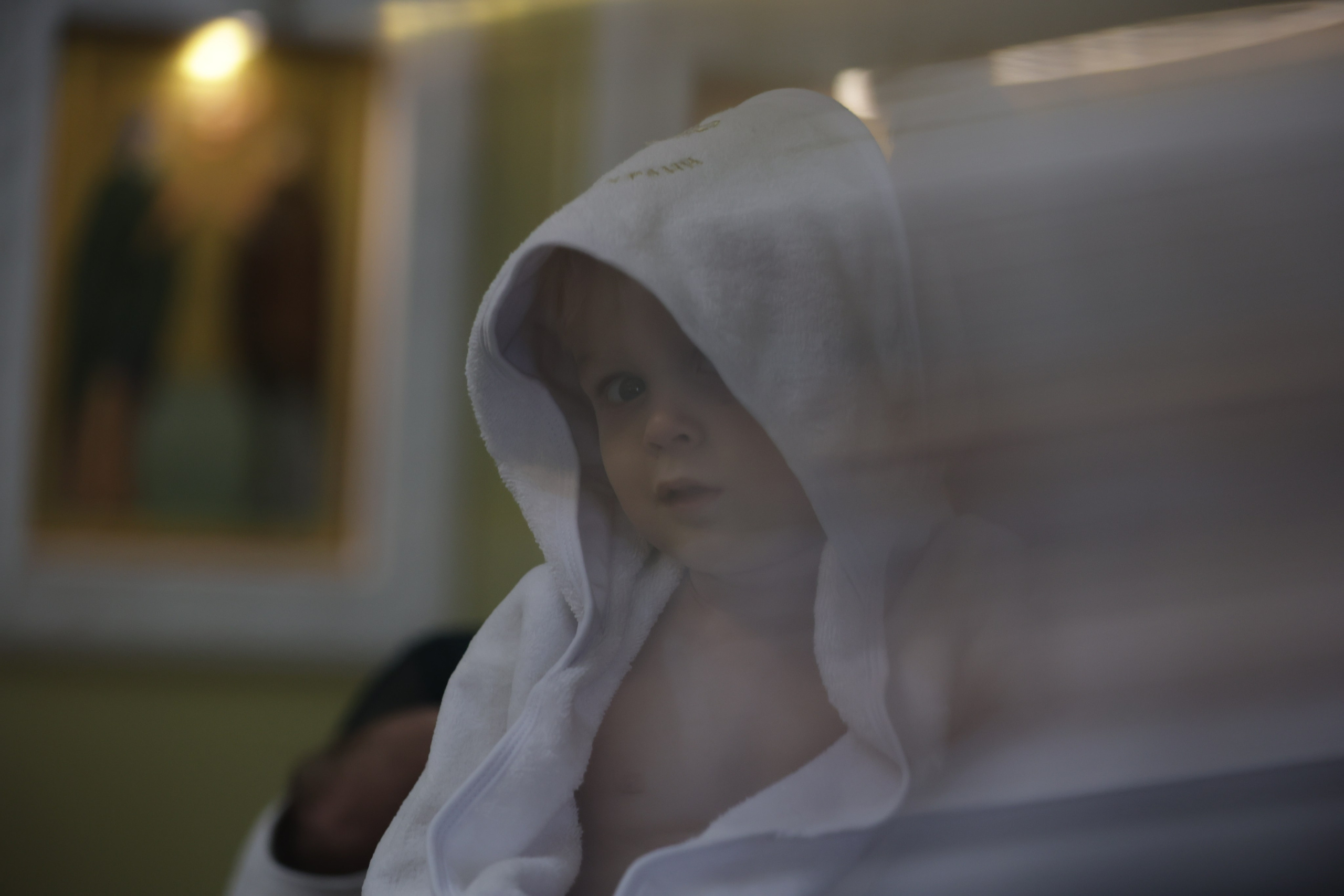 Крещение. Фотосессия в стиле мета-модерн. Фотограф Антонина Гудкова