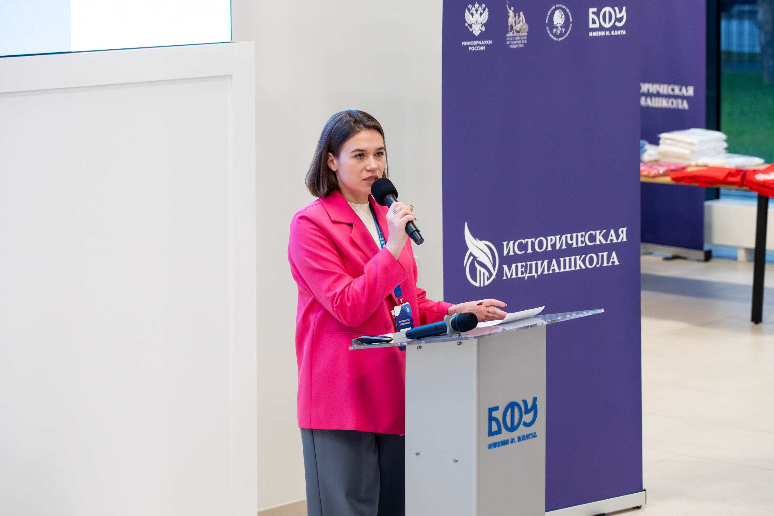 Историческая медиашкола 2025 в Калининграде. Репортажный фотограф в Москве Легкая Софья