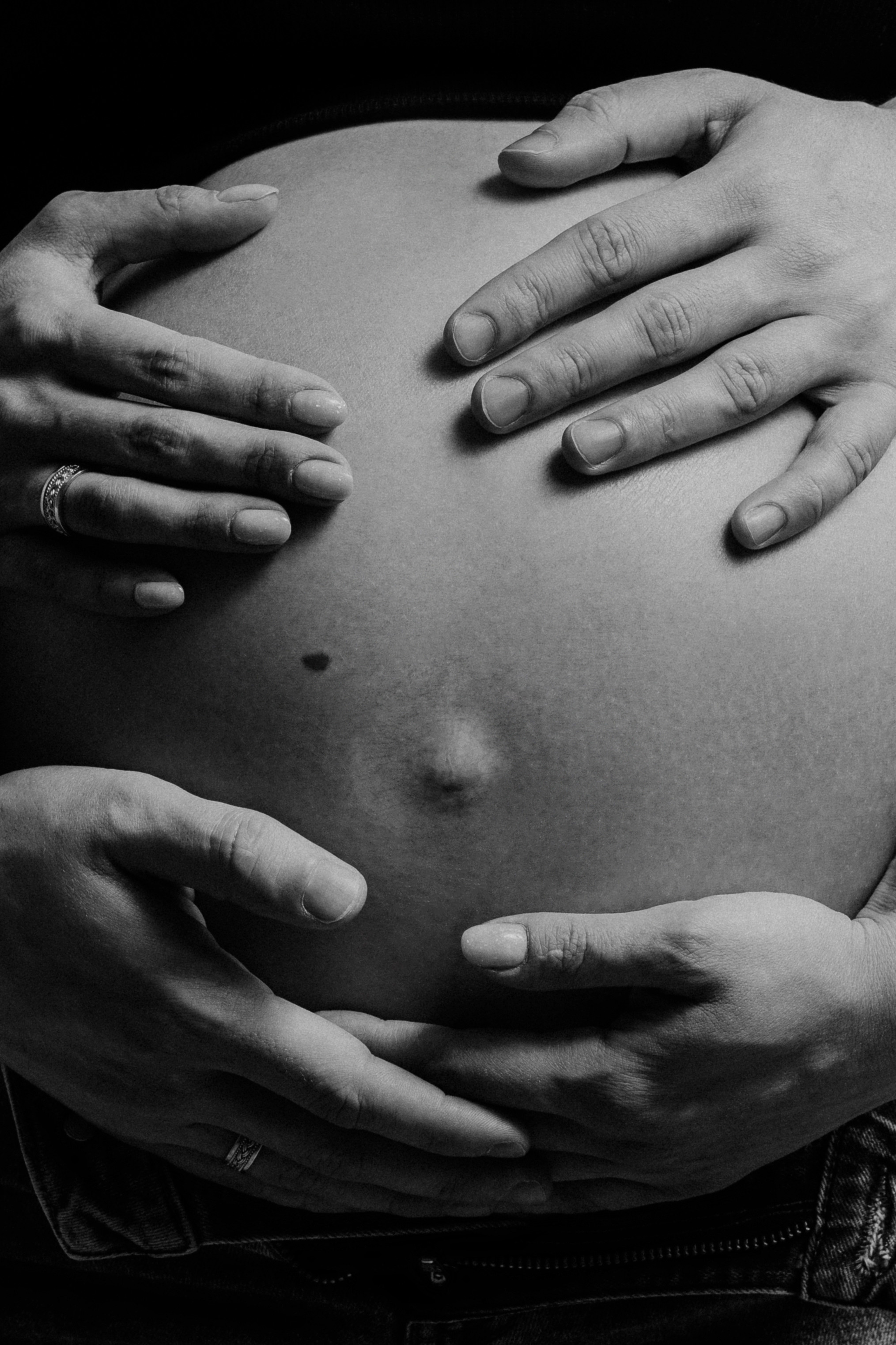  Фотограф в Красноярске. Фотосессия беременности. Индивидуальный подход. Помогу уверенно чувствовать себя в кадре. Подбор локаций и фотостудий.