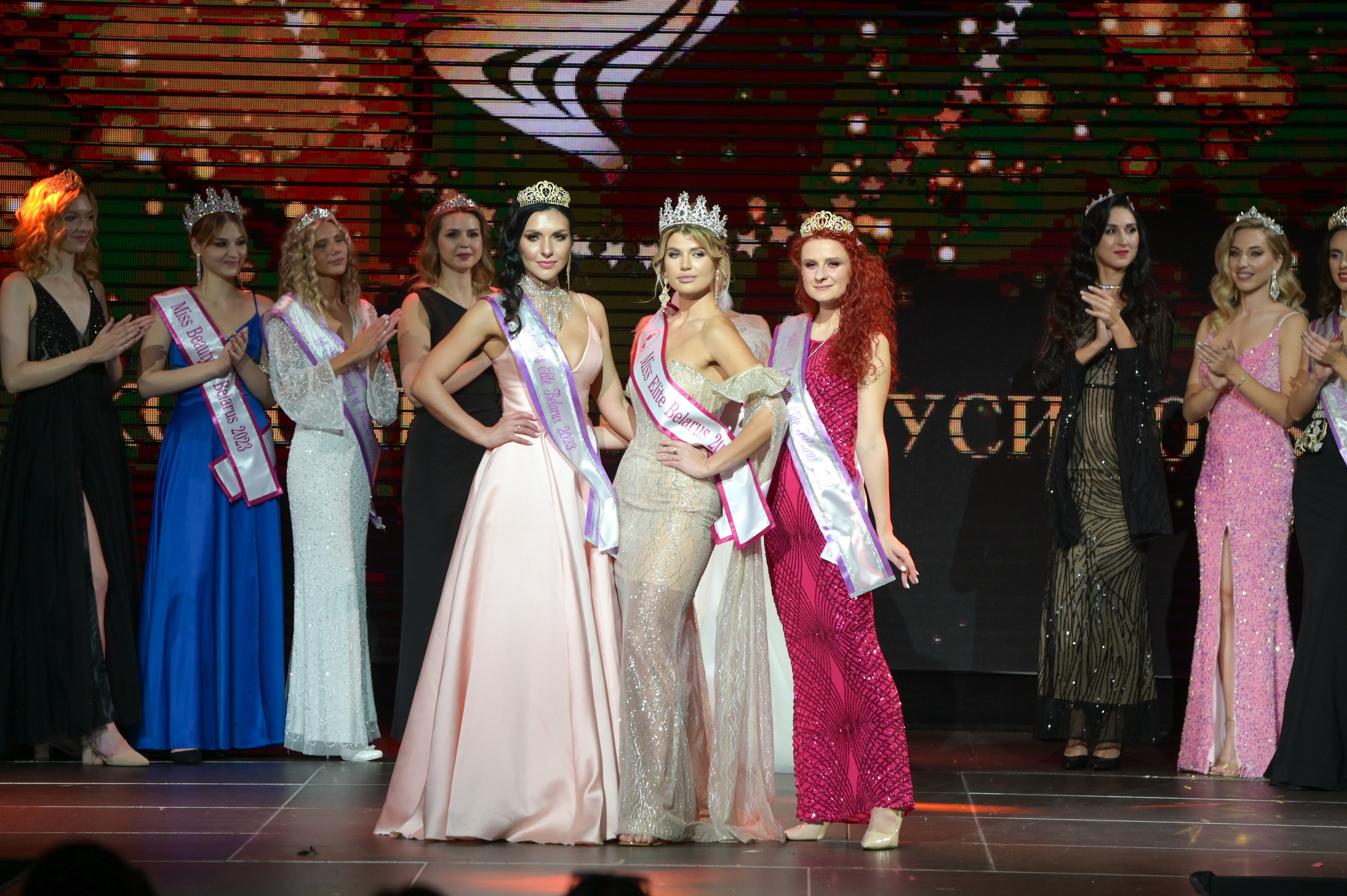 Фотографии с конкурса красоты. Фотоуслуги, услуги фотографа, фотографирование важных событий