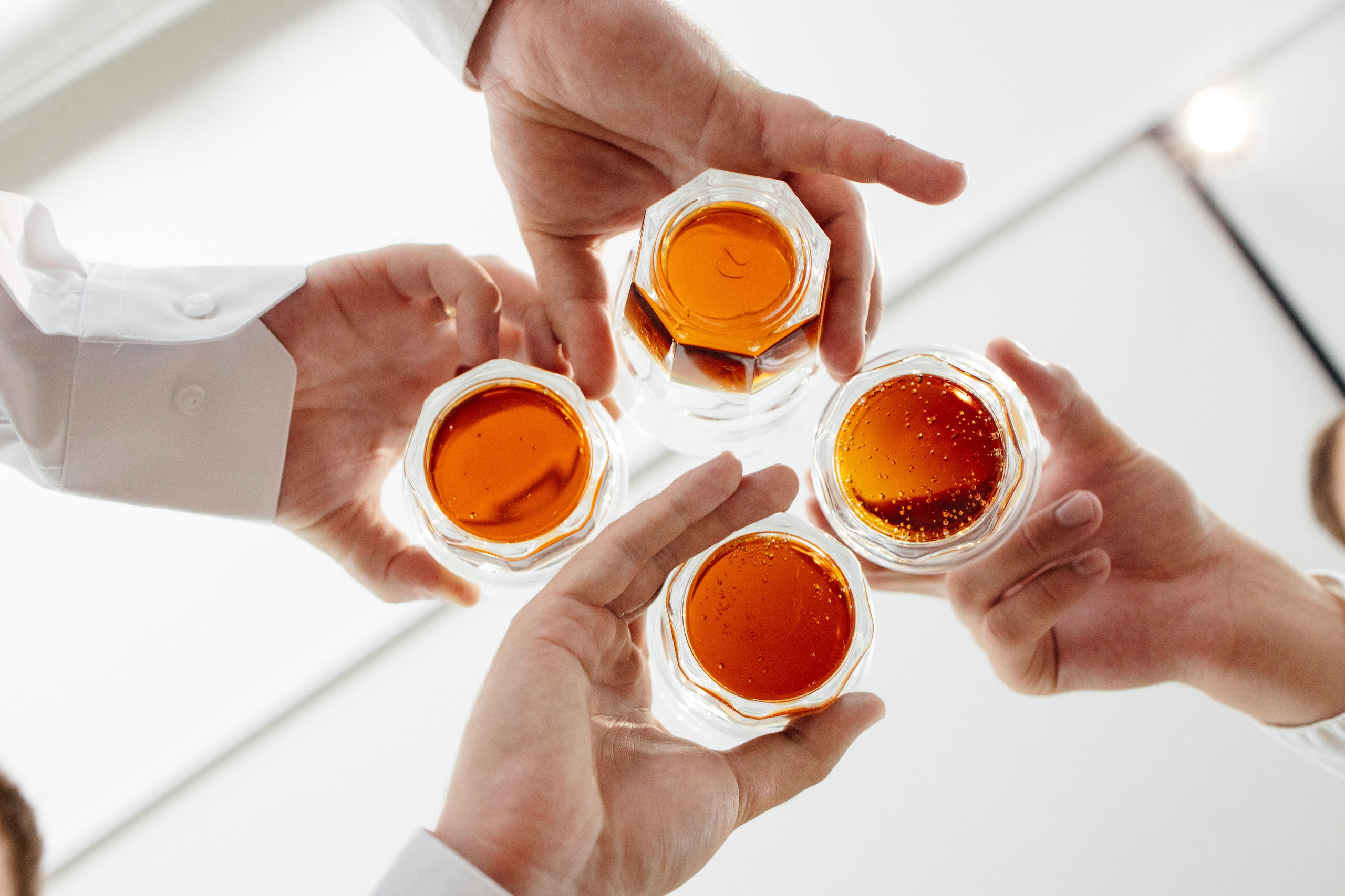 Контакты. Свадебный фотограф в Курске Антон Богданов