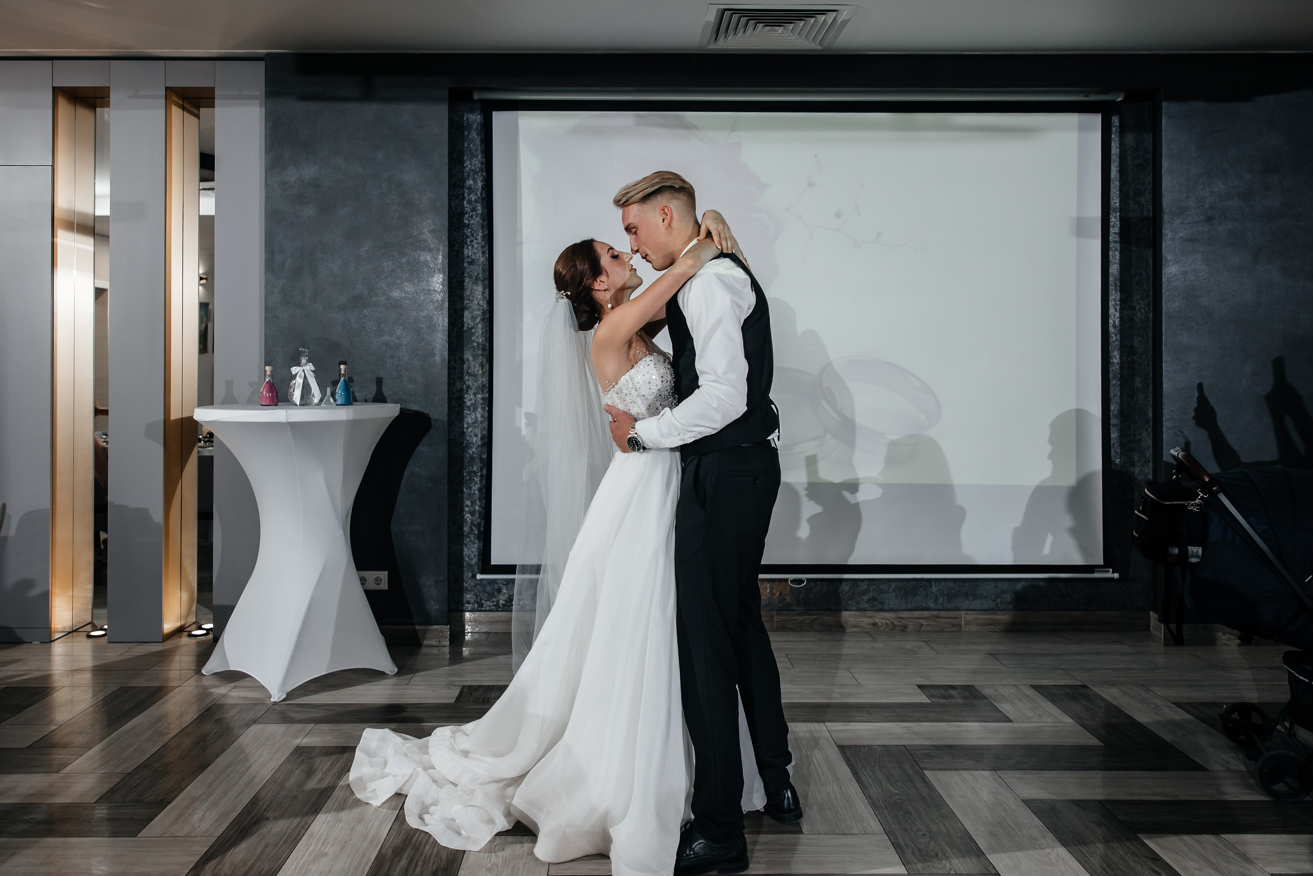 Анонс свадьбы для Ольги и Романа. Свадебный фотограф в Крыму и Севастополе Ольга Баскакова