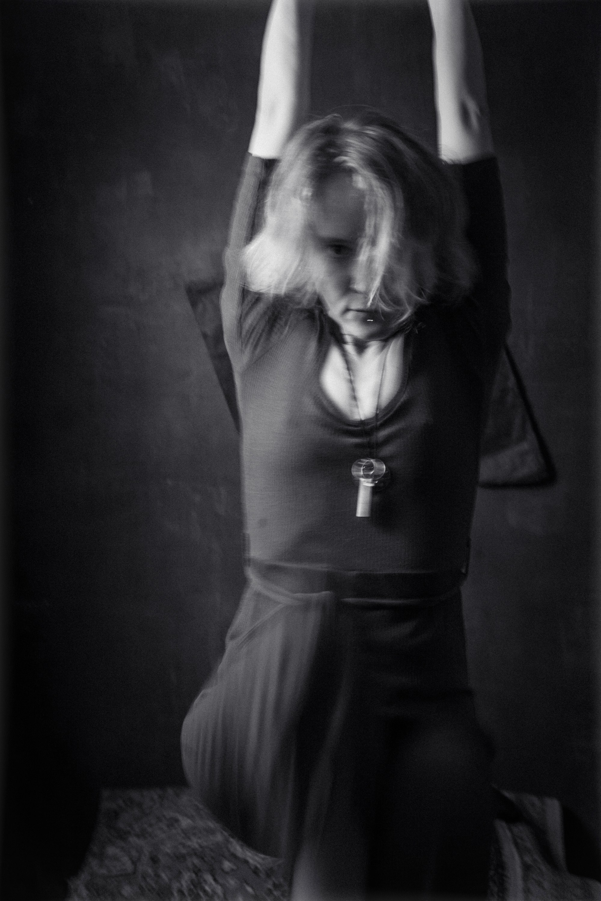 Вика. Домашняя студия. RawCat. Портретная фотография Екатеринбург