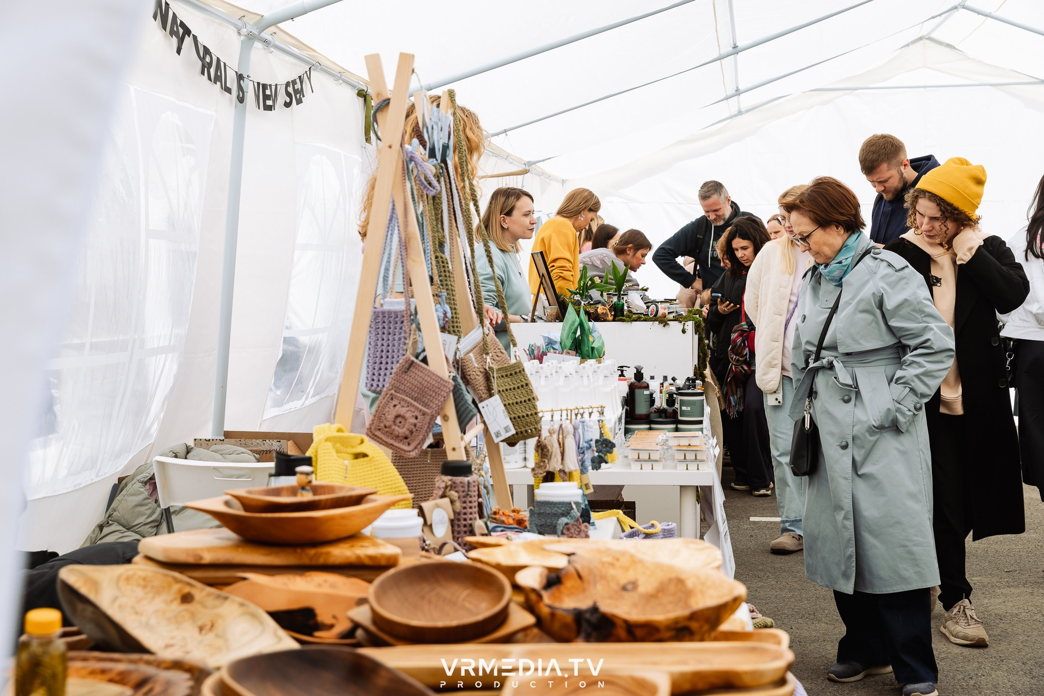 Традиционный летний базар и гараж-сейл
