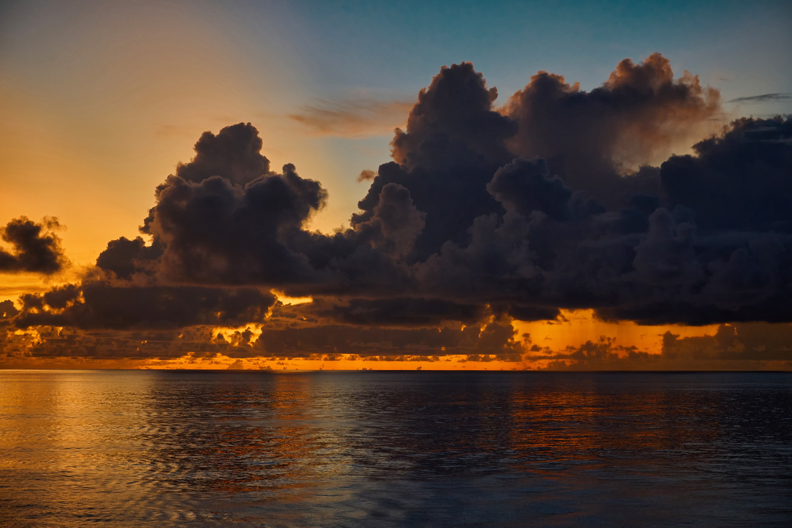 Морские пейзажи, снятые в море. Яркие фото на Чёрном море