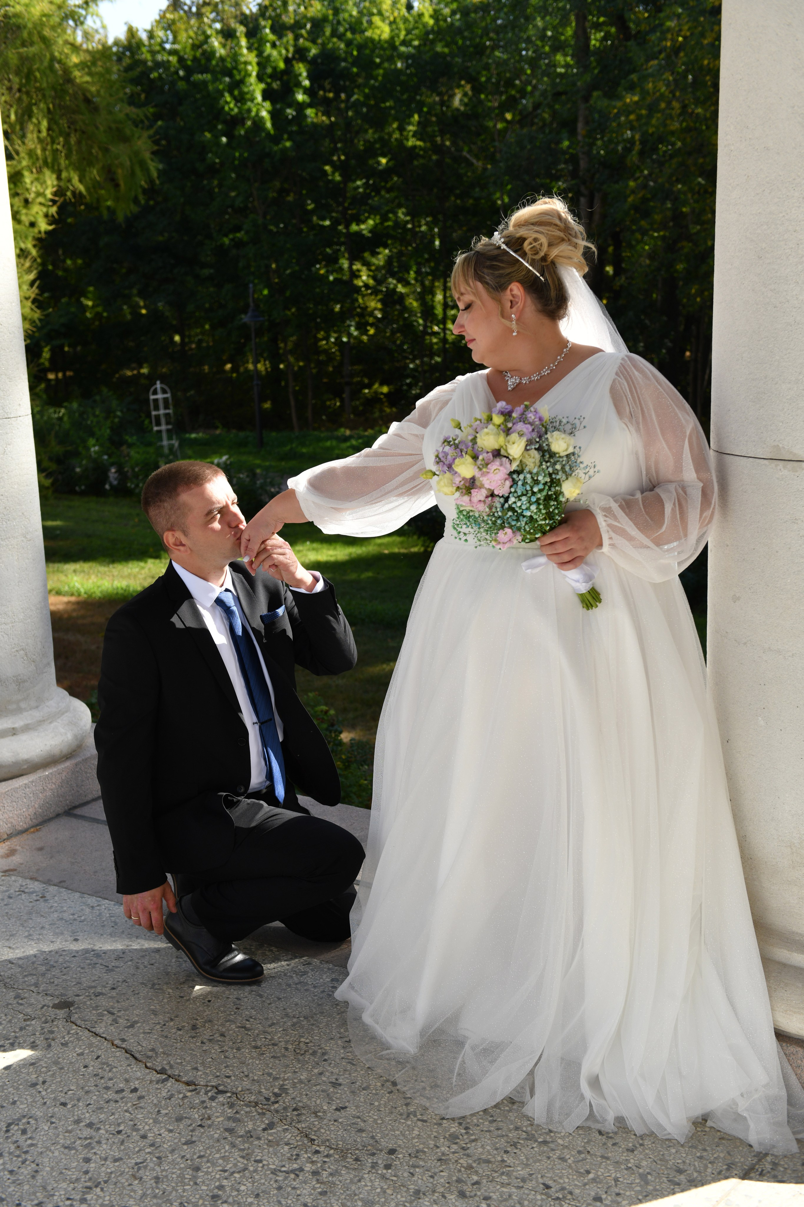 Анастасия и Максим. Регистрация и прогулка в усадьбе Архангельское. Свадебный и портретный фотограф в Москве Галина Борисова