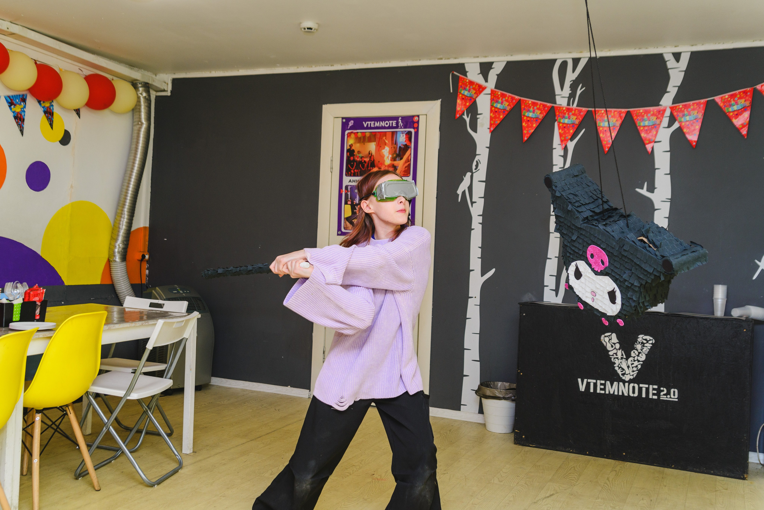 День рождения с квестом «Прятки в темноте». Портретный и репортажный фотограф в Санкт-Петербурге