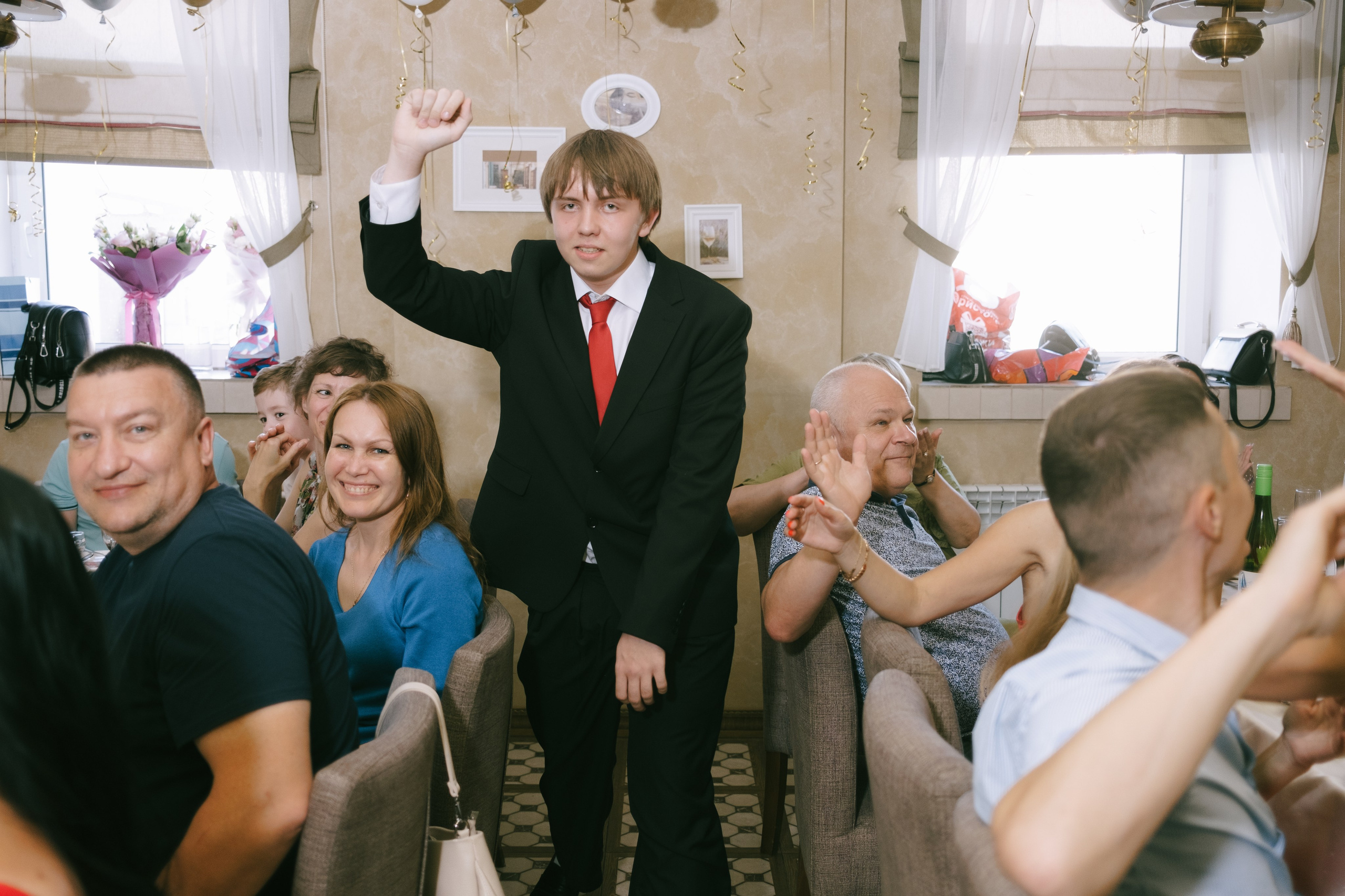 Выпускной школа 33. Свадебный и репортажной фотограф Денис Ожигин в Краснодаре и Краснодарском крае