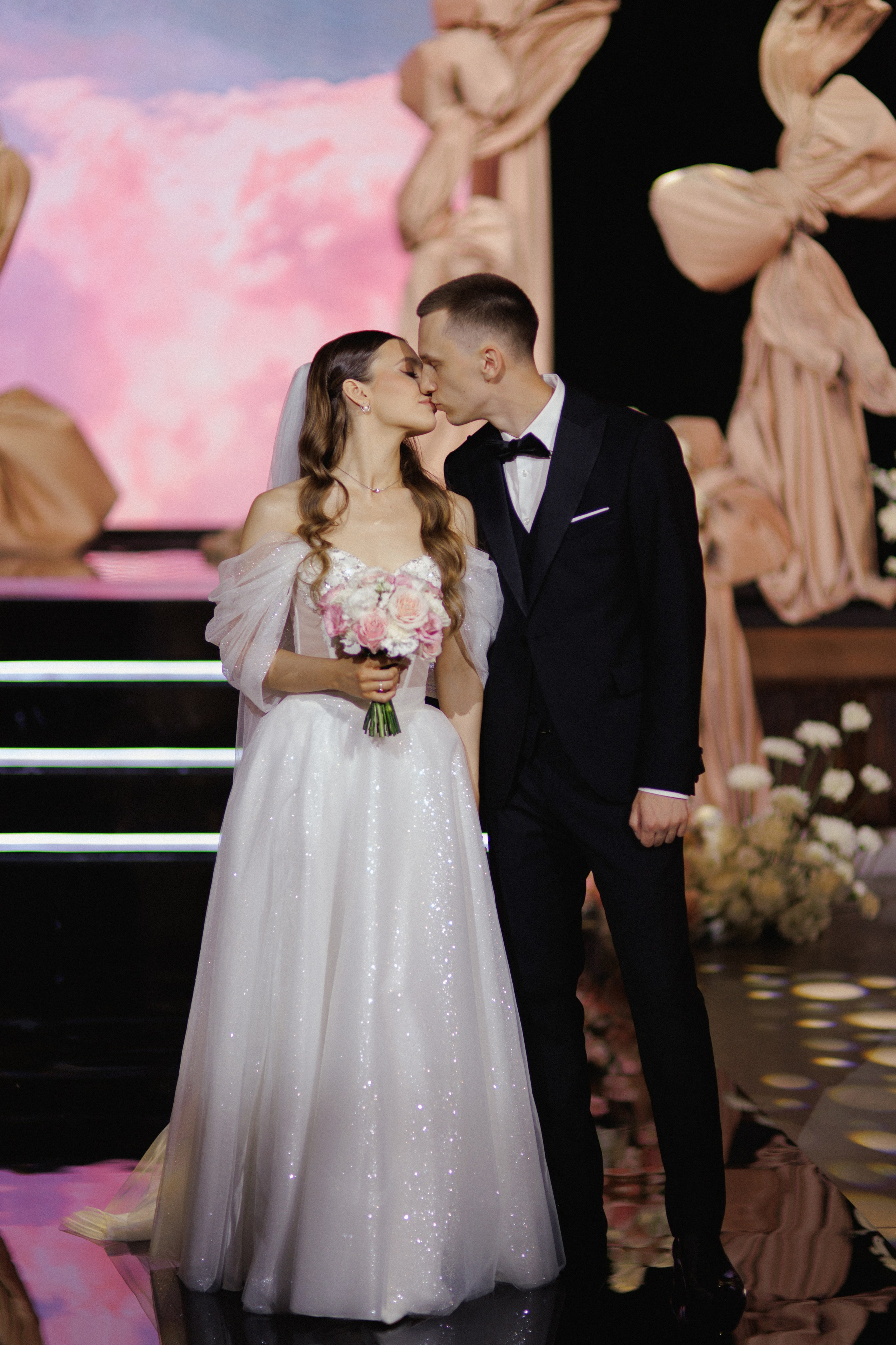 Igor & Ulyana. Photographer — Regina Sal’manova. Uray