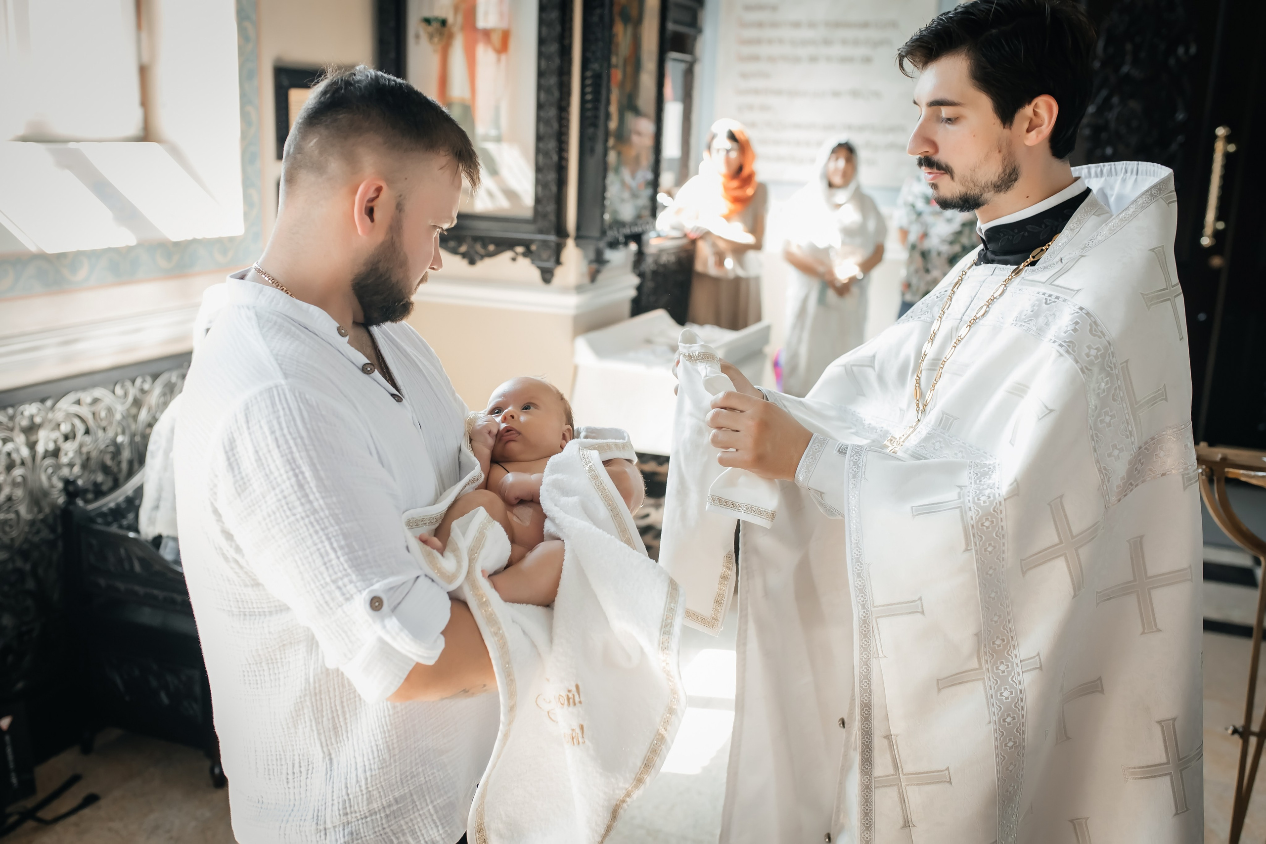 Крещение Савелия в Храме Ксении Петербургской Горки Ленинские. Фотограф на крещение и венчание Москва  Надежда Баланина