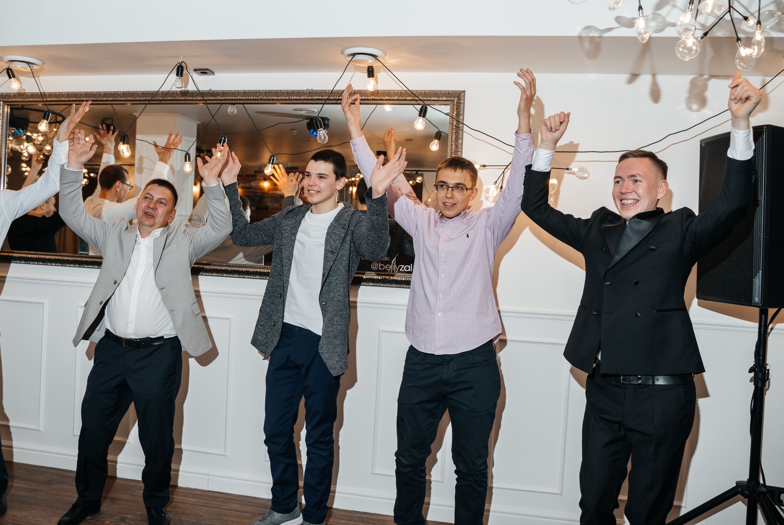 Весна.Жаркий Свадебный день. Свадебный и контент фотограф Серёгина Надежда г. Новосибирск