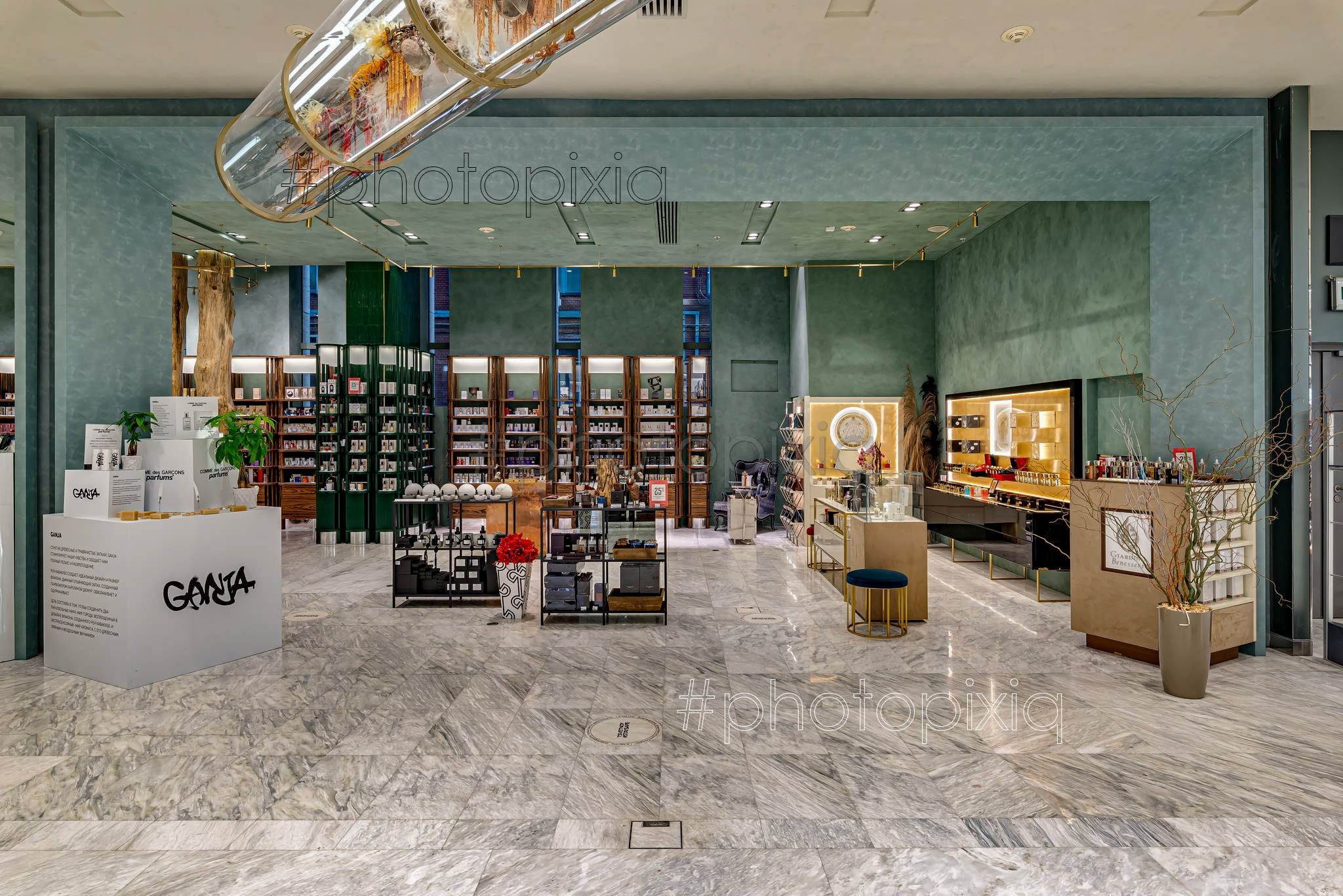 Интерьерная съёмка магазина парфюмерии и косметики Рив Гош. Интерьерная съёмка и виртуальные туры — Интерьерный фотограф Кузнецов Сергей (photopixiq)