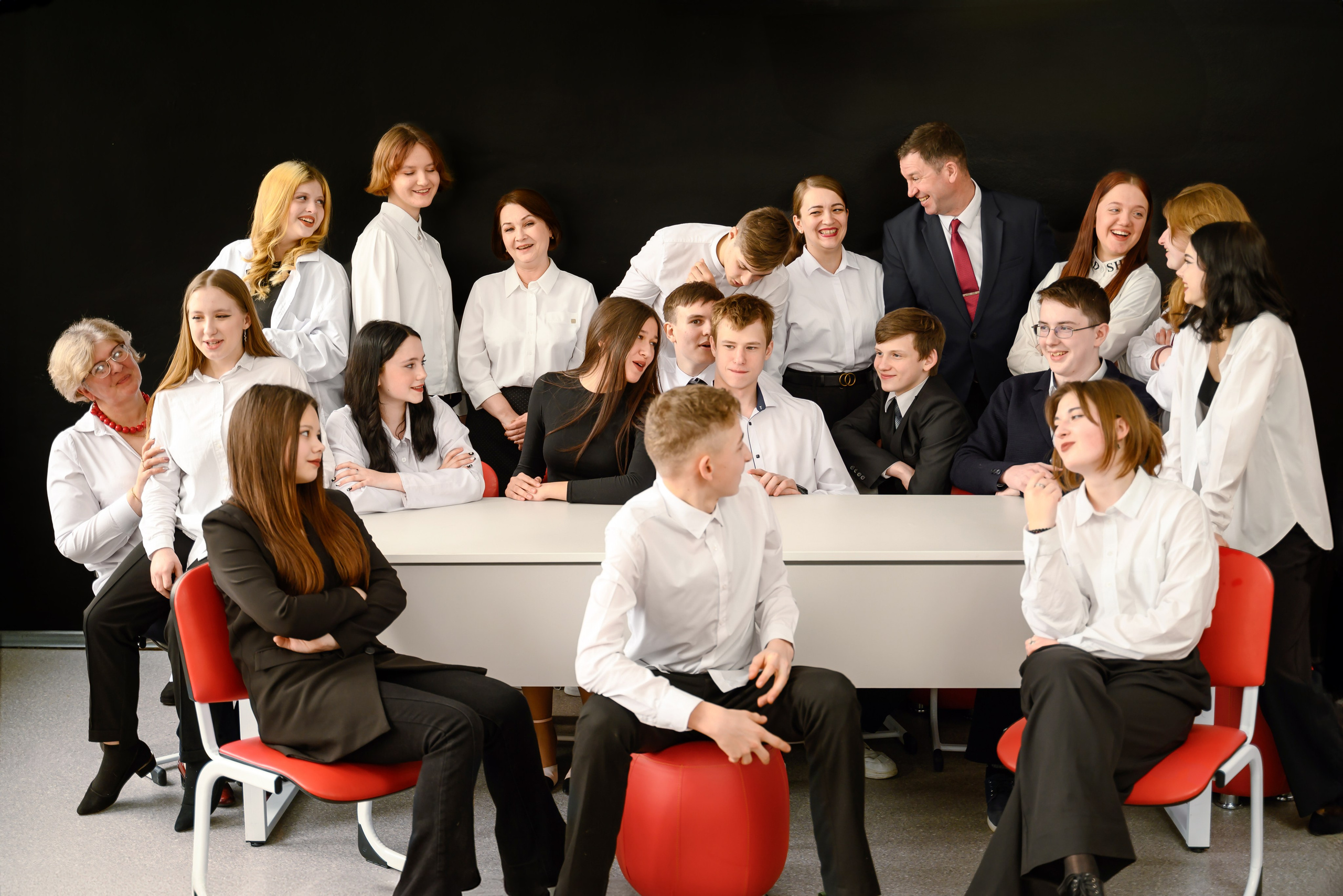 Альбомы для выпускников 9 11 классов. Выпускные альбомы в Туле и Тульской области для школ и детских садов