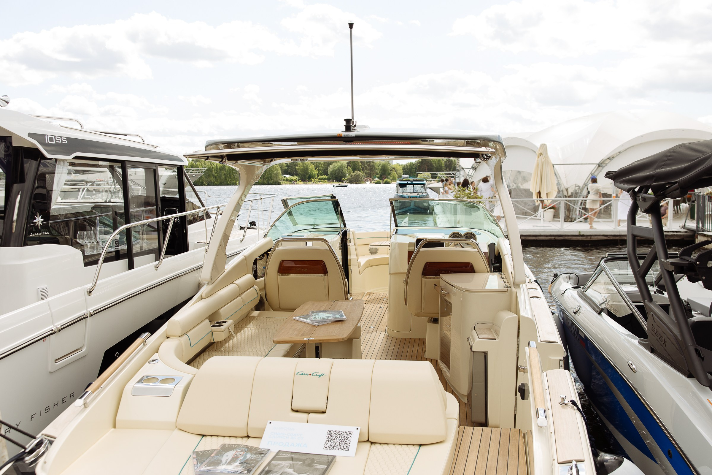 Выставка яхт и катеров. Ryal Yacht Club. Фотограф в Москве