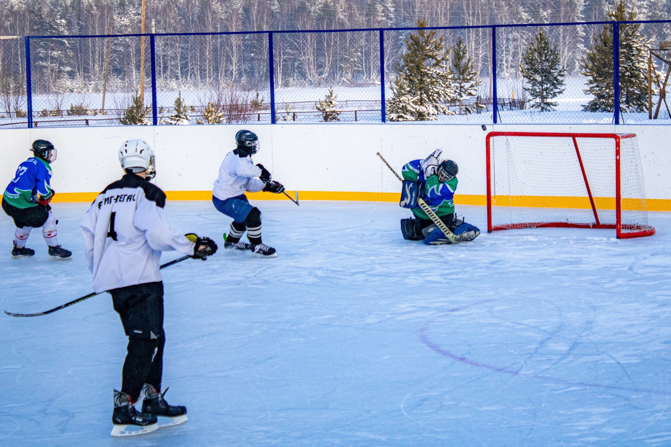 Хоккей г.п Атиг-г.п Дружинино