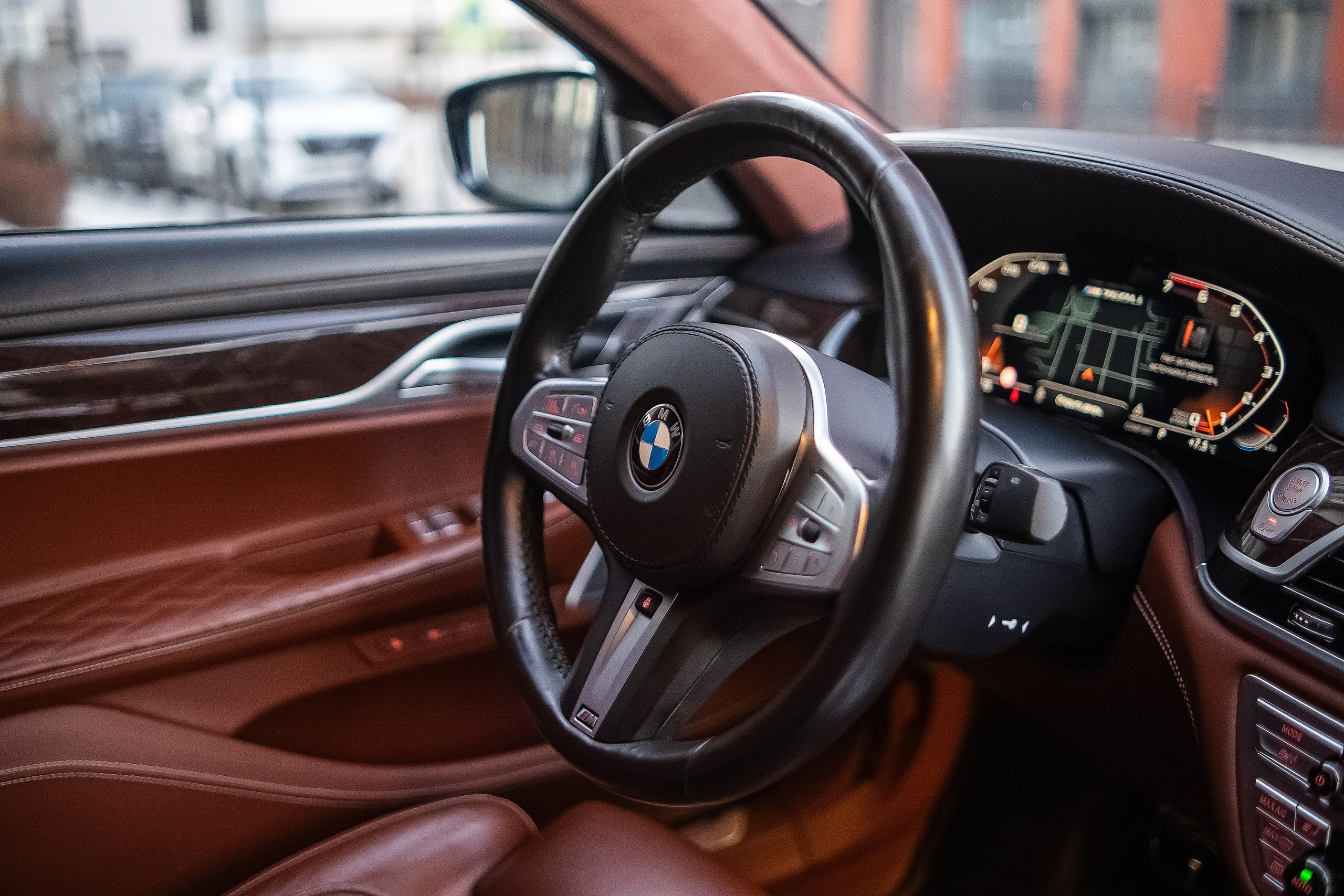 BMW 760Li. Фотограф в Новосибирске Владислав Унтерберг