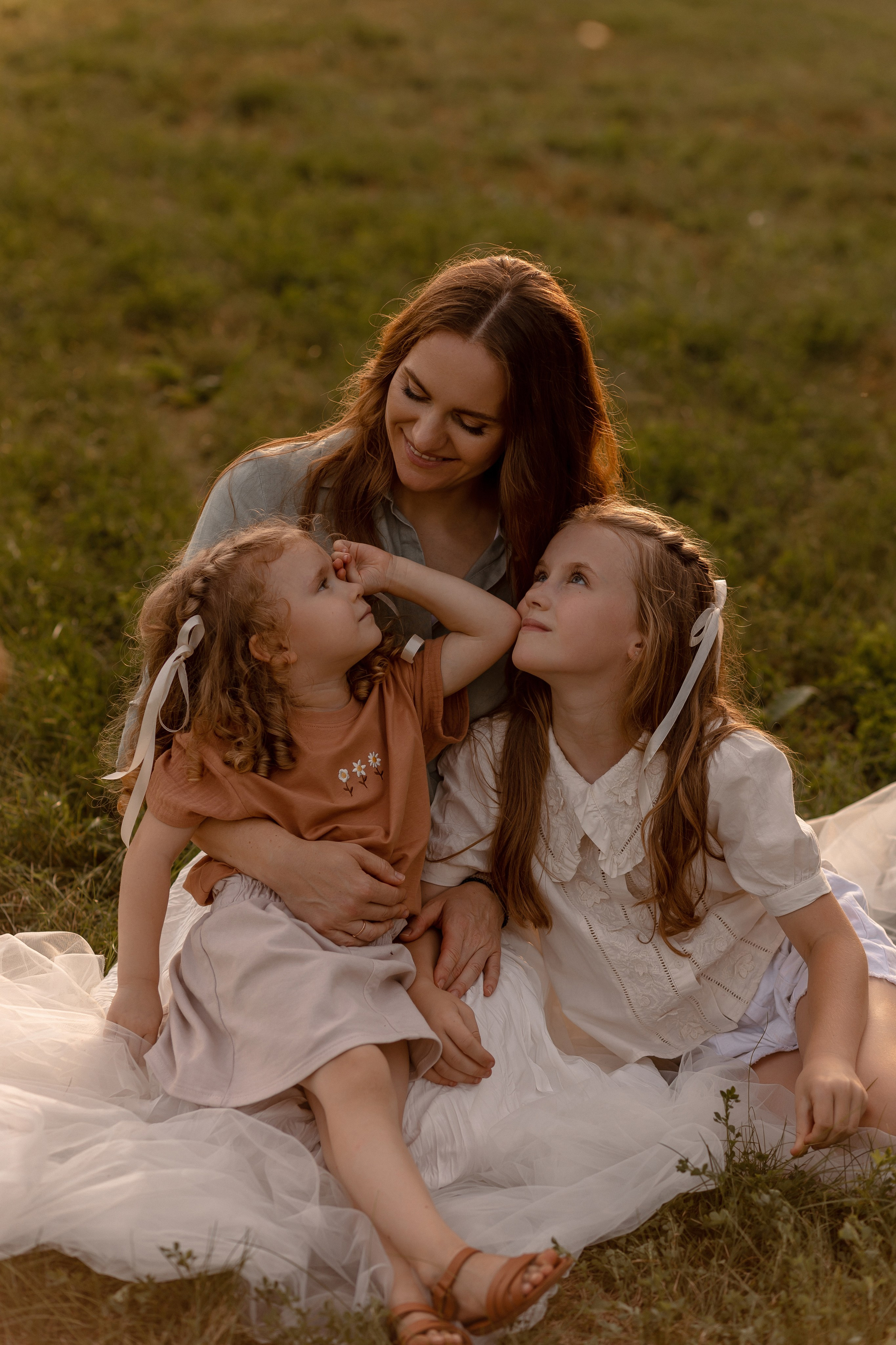 Юлия, Оливия, Эмилия. Свадебный фотограф Елена Ловцевич