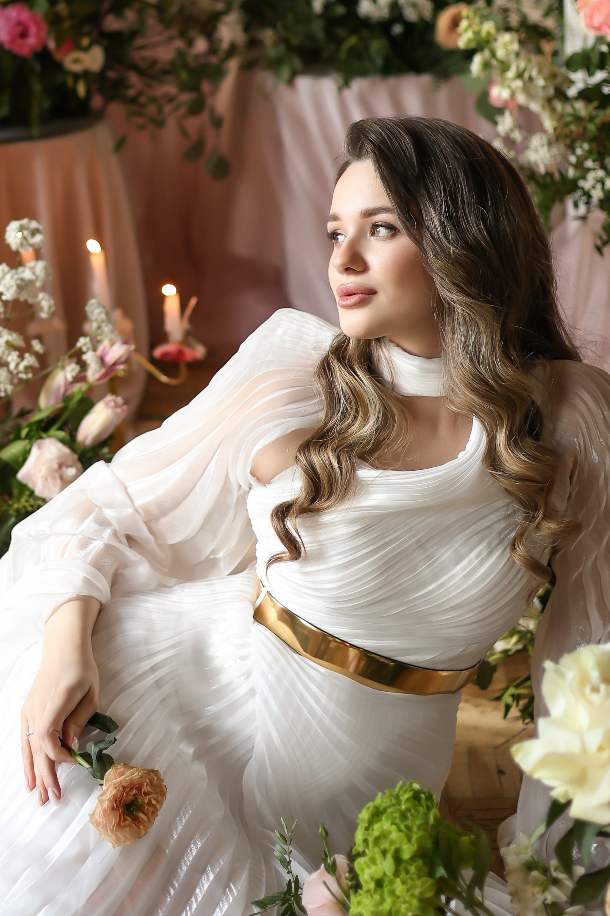 Весенние фотосессии в студиях. Фотопроекты, фотодни и фотосессии в Москве