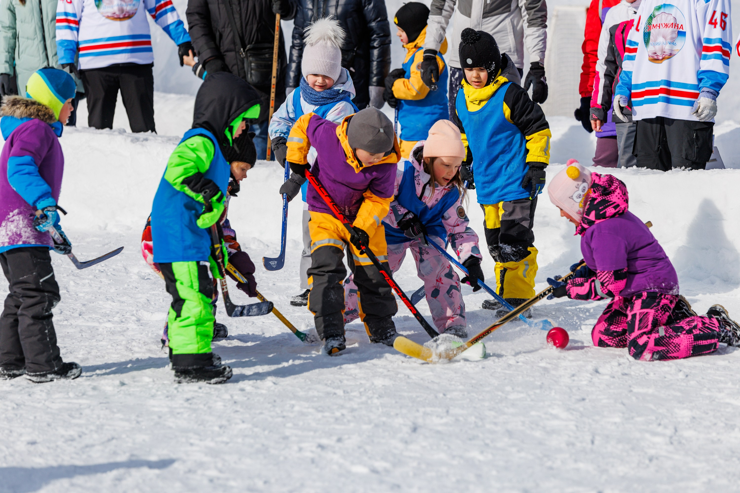 XIII чемпионат  по «ХОККЕЮ В ВАЛЕНКАХ». Свадебный, семейный и репортажный фотограф в Южно-Сахалинске Артур Петросян