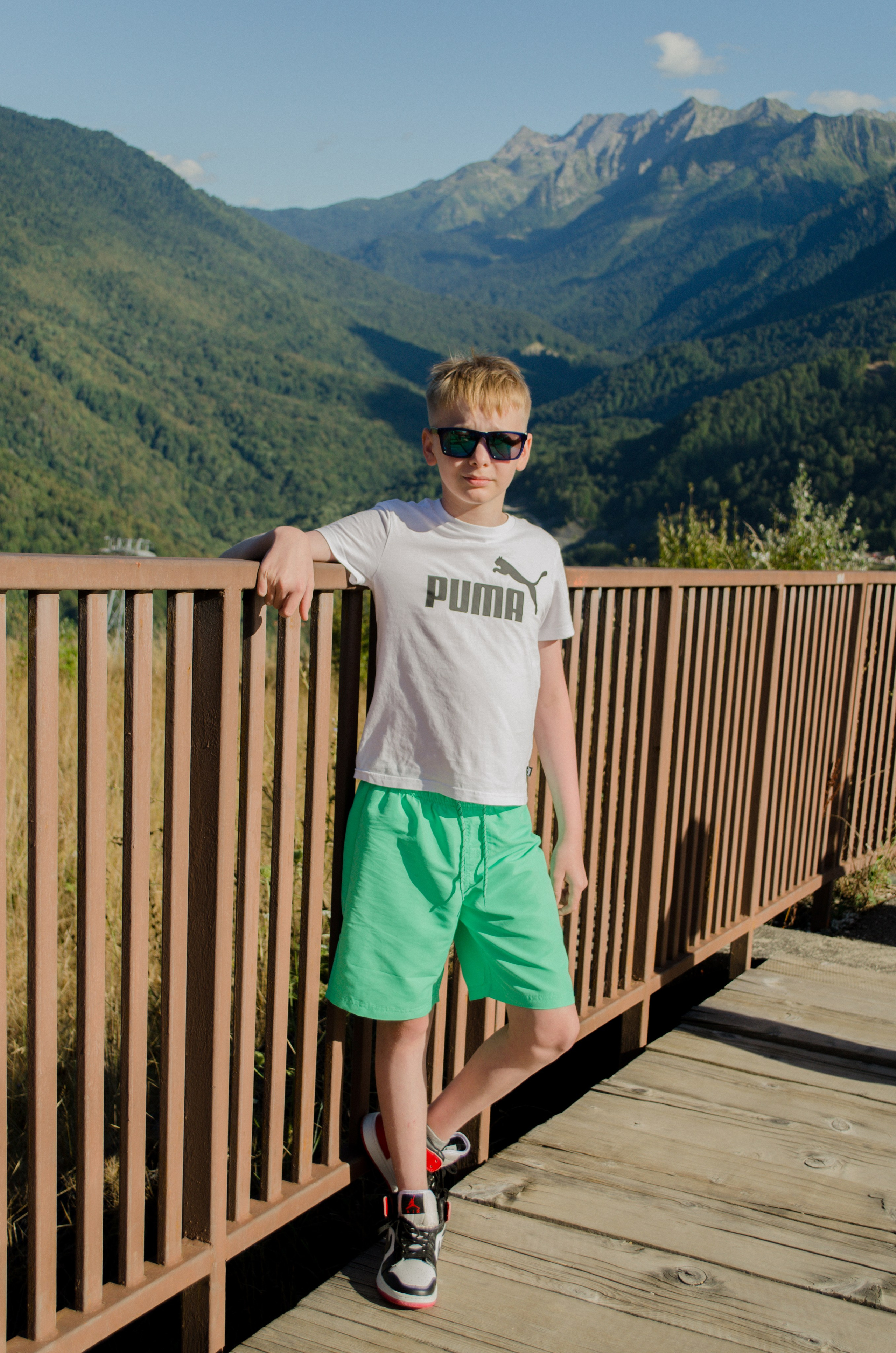 Папа и сын. Фотограф