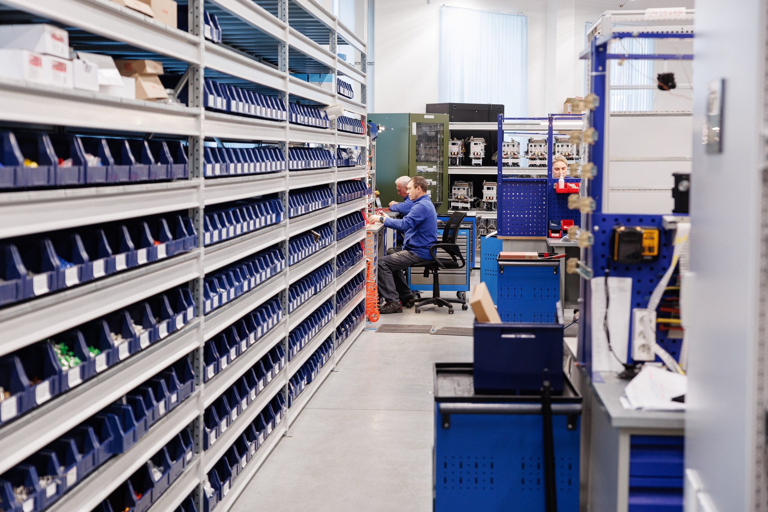 Вольтаг — Экскурсия по производству. Контент для бизнеса в Екатеринбурге Полдень Медиа