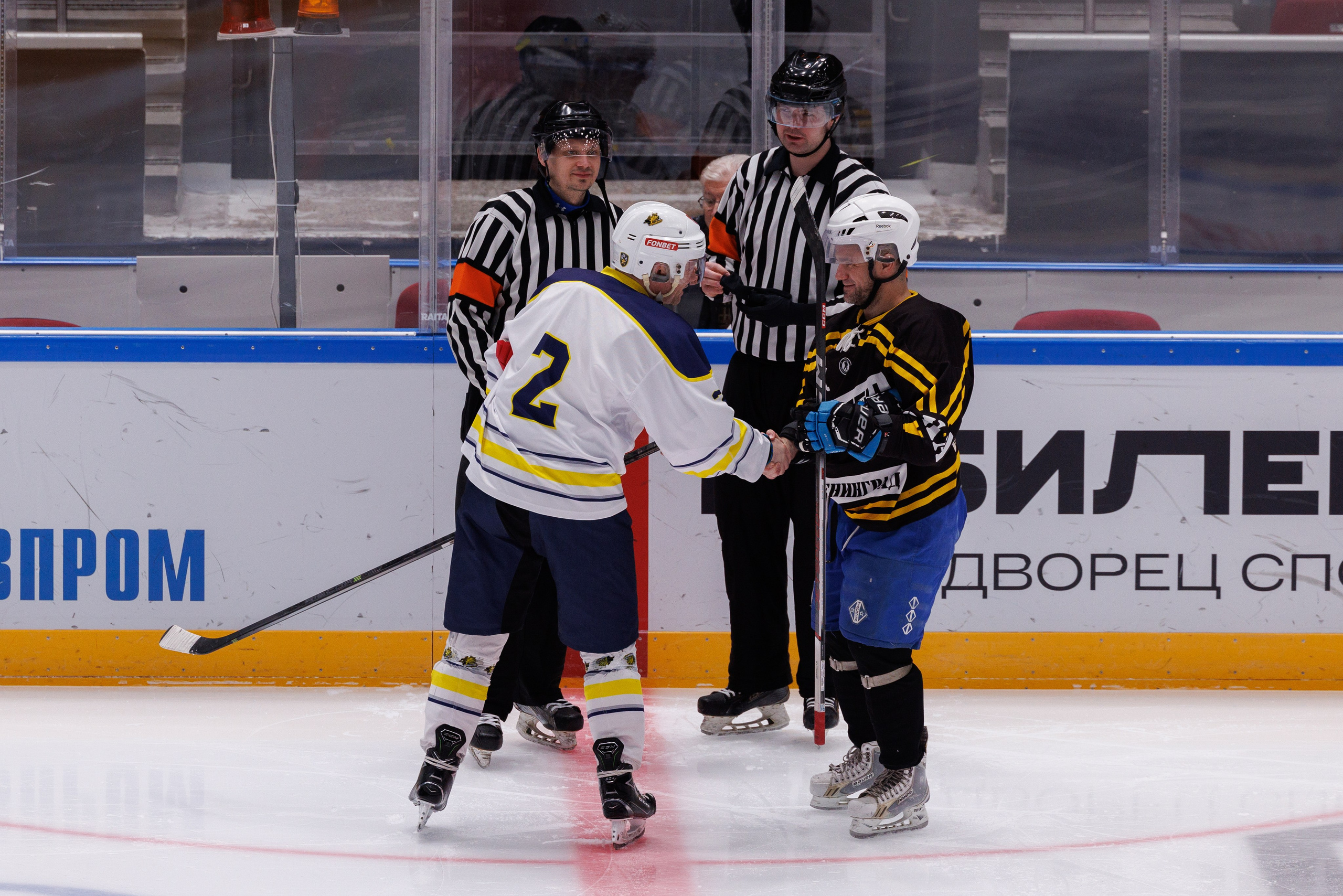 НХЛ (40+) Ижорец — Бульдозер 4-6. Фотограф Александр Заломаев