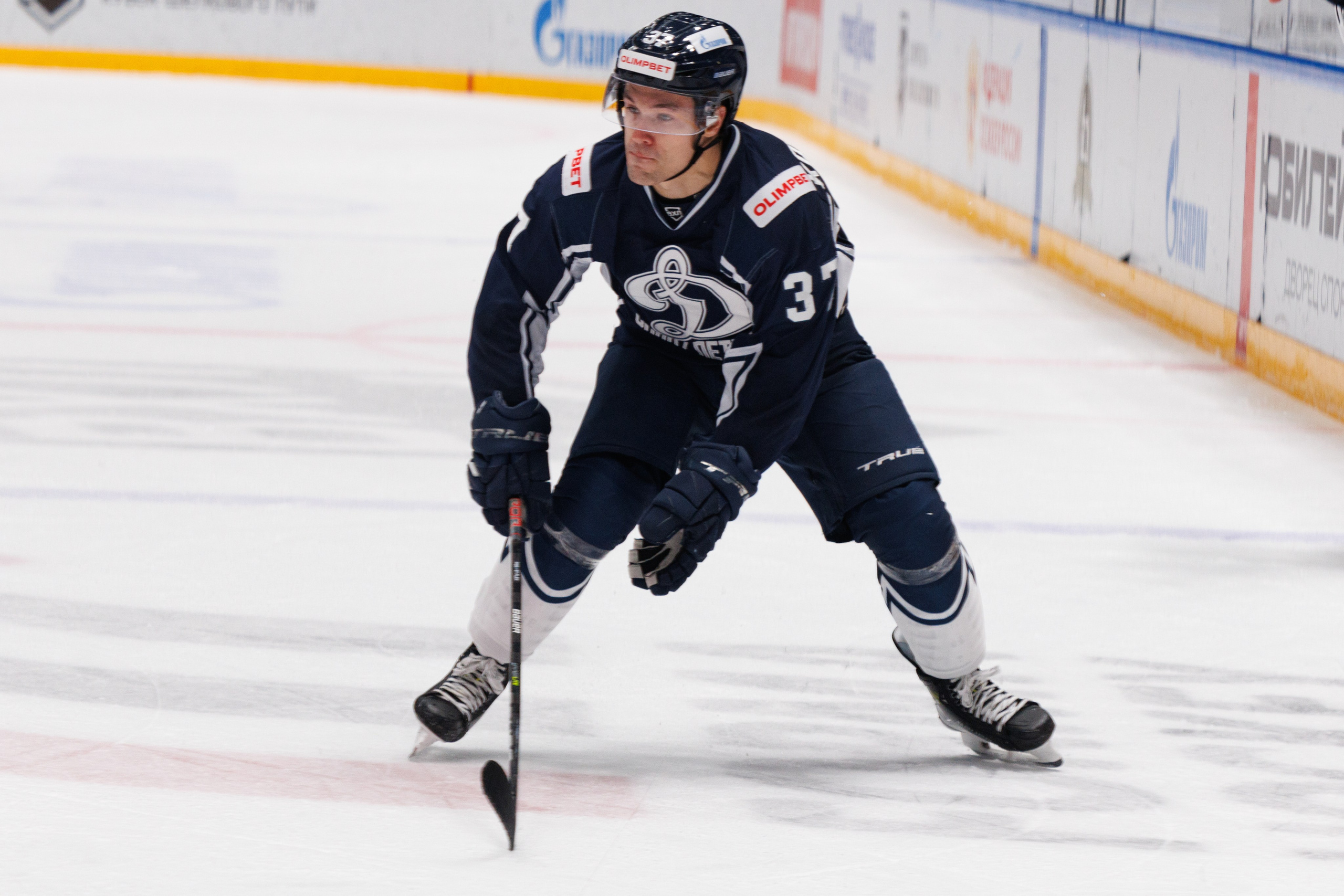 МХК Динамо (СПб) — МХК Кристалл. Фотограф Александр Заломаев