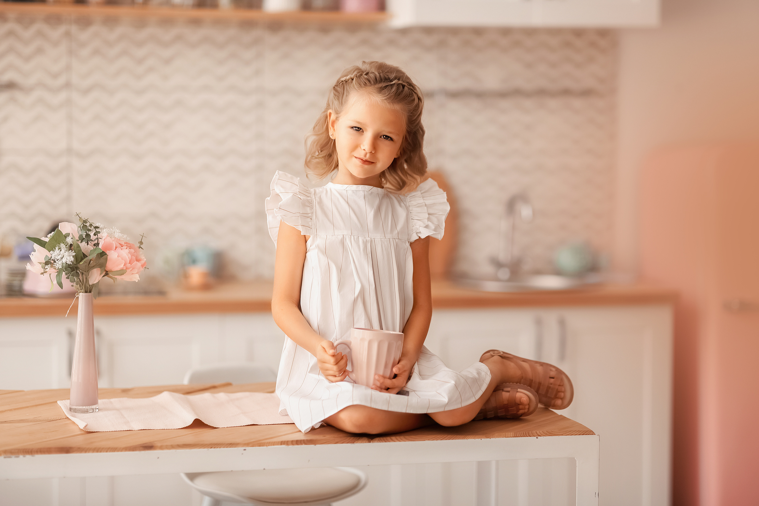 Детские и семейные съемки. Фотограф беременности женского портрета love story низкий ключ