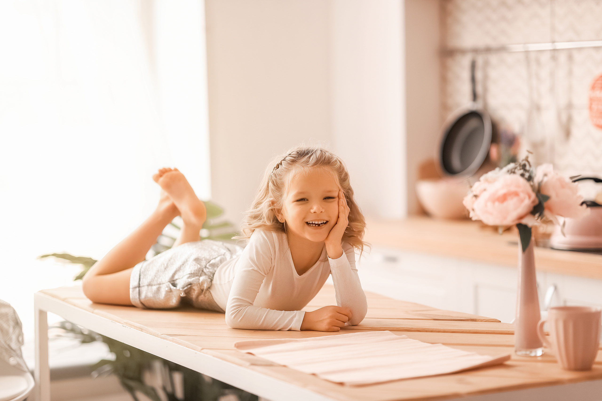 Детские и семейные съемки. Фотограф беременности женского портрета love story низкий ключ