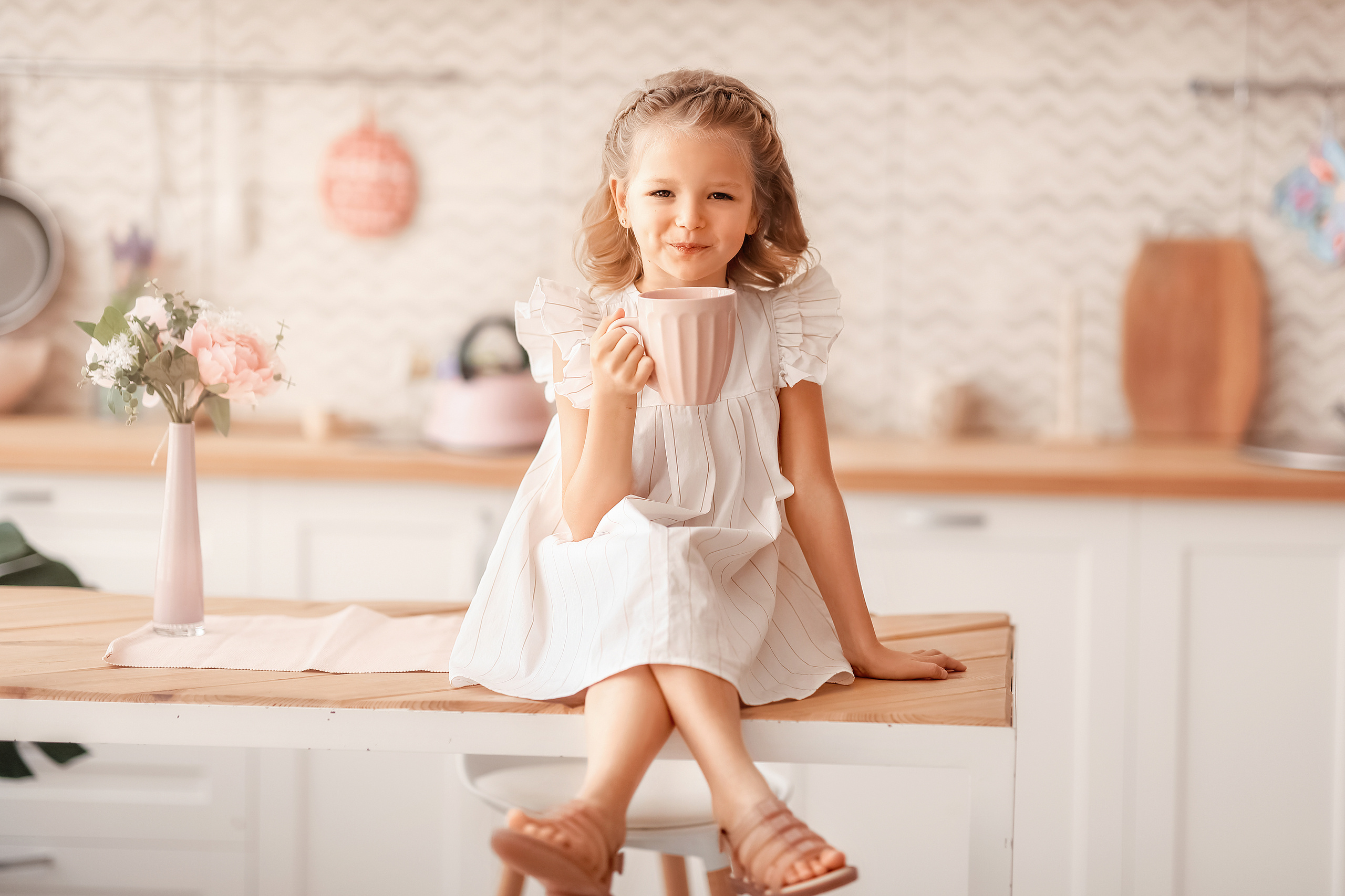 Детские и семейные съемки. Фотограф беременности женского портрета love story низкий ключ