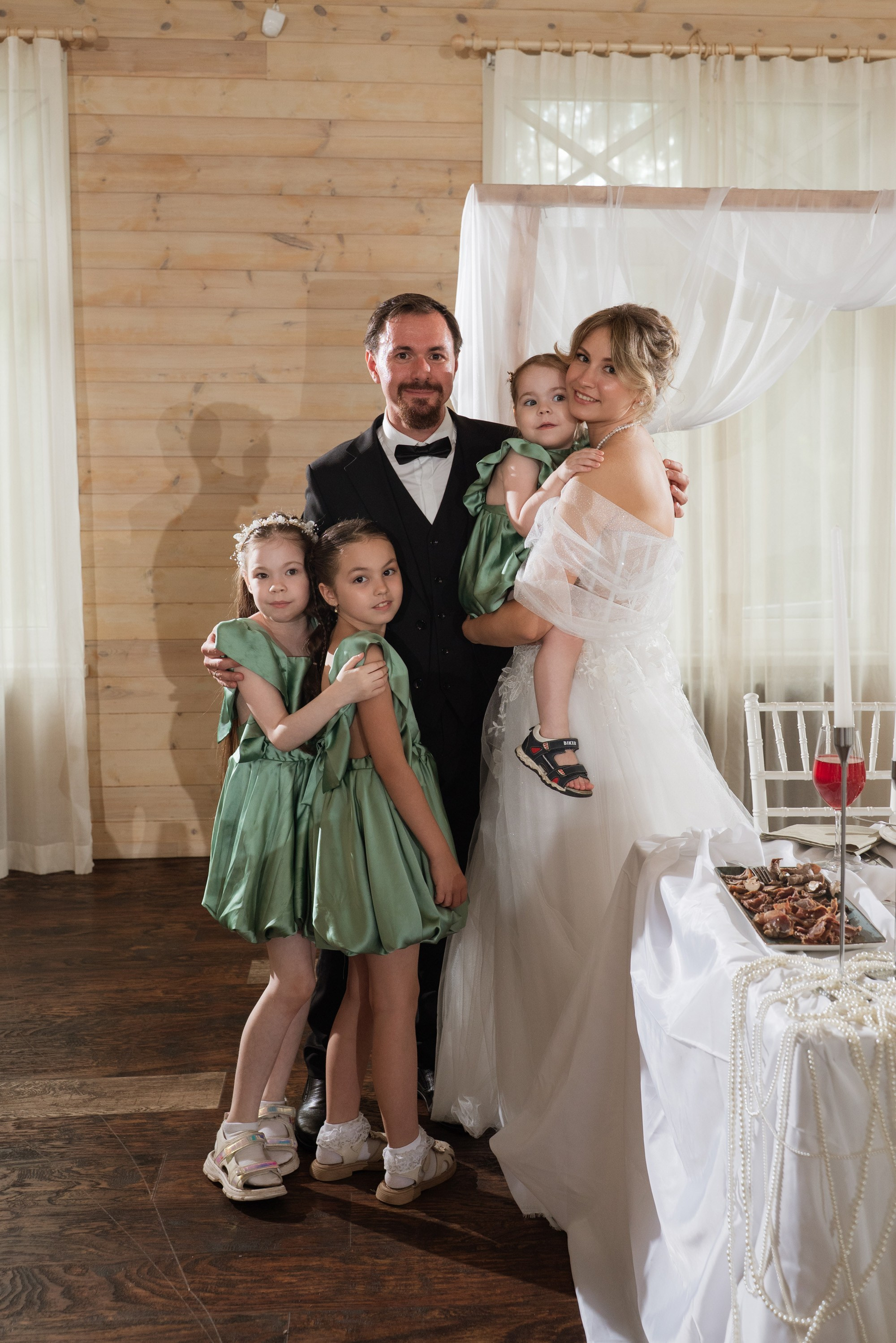 Роман и Таисия | 05.08.25. Свадебный фотограф в Санкт-Петербурге Владислава Тюльпина