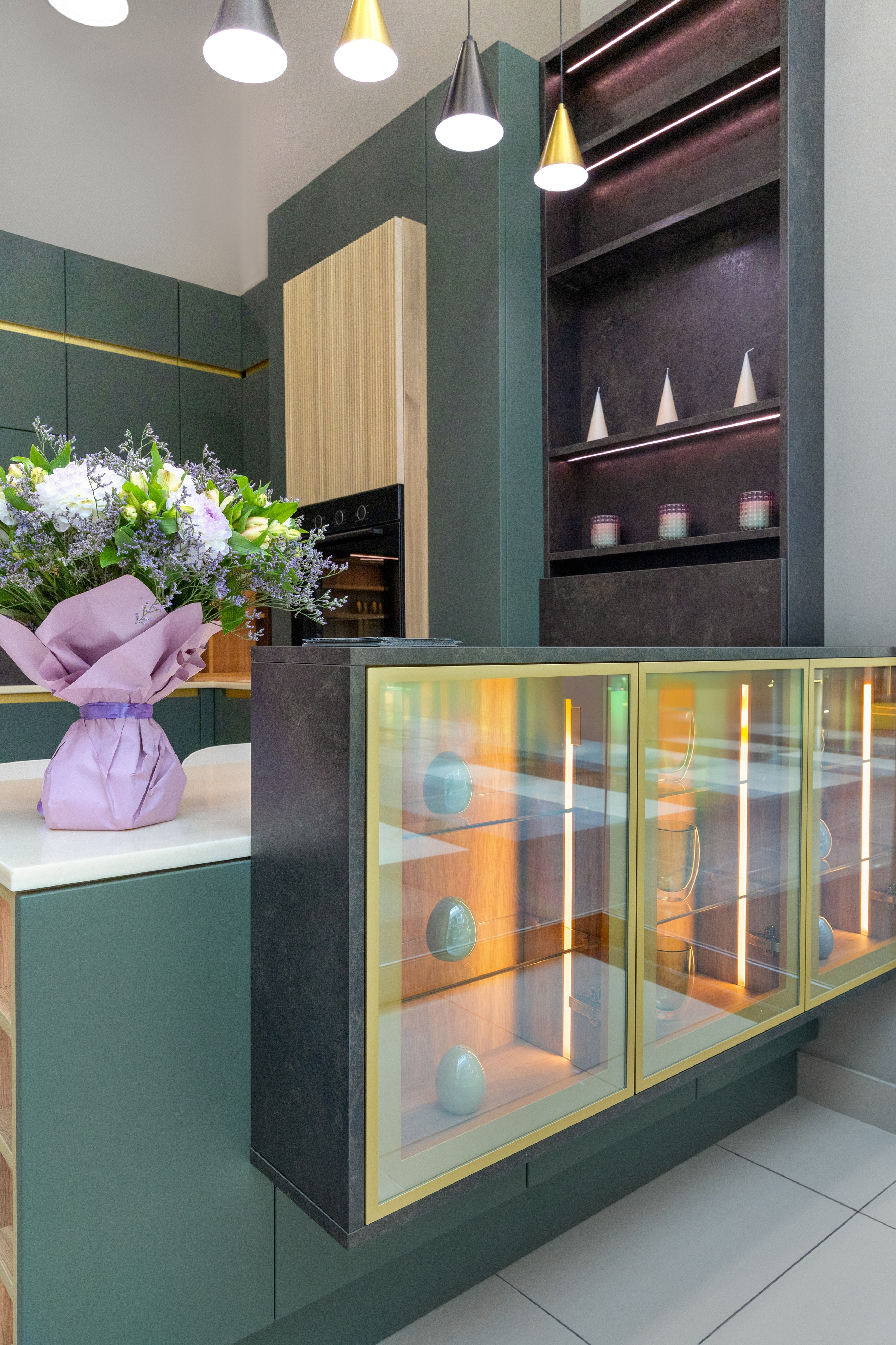 Салон кухонь в ТЦ Мозаика. Фотограф и видеограф Анна Домашенко