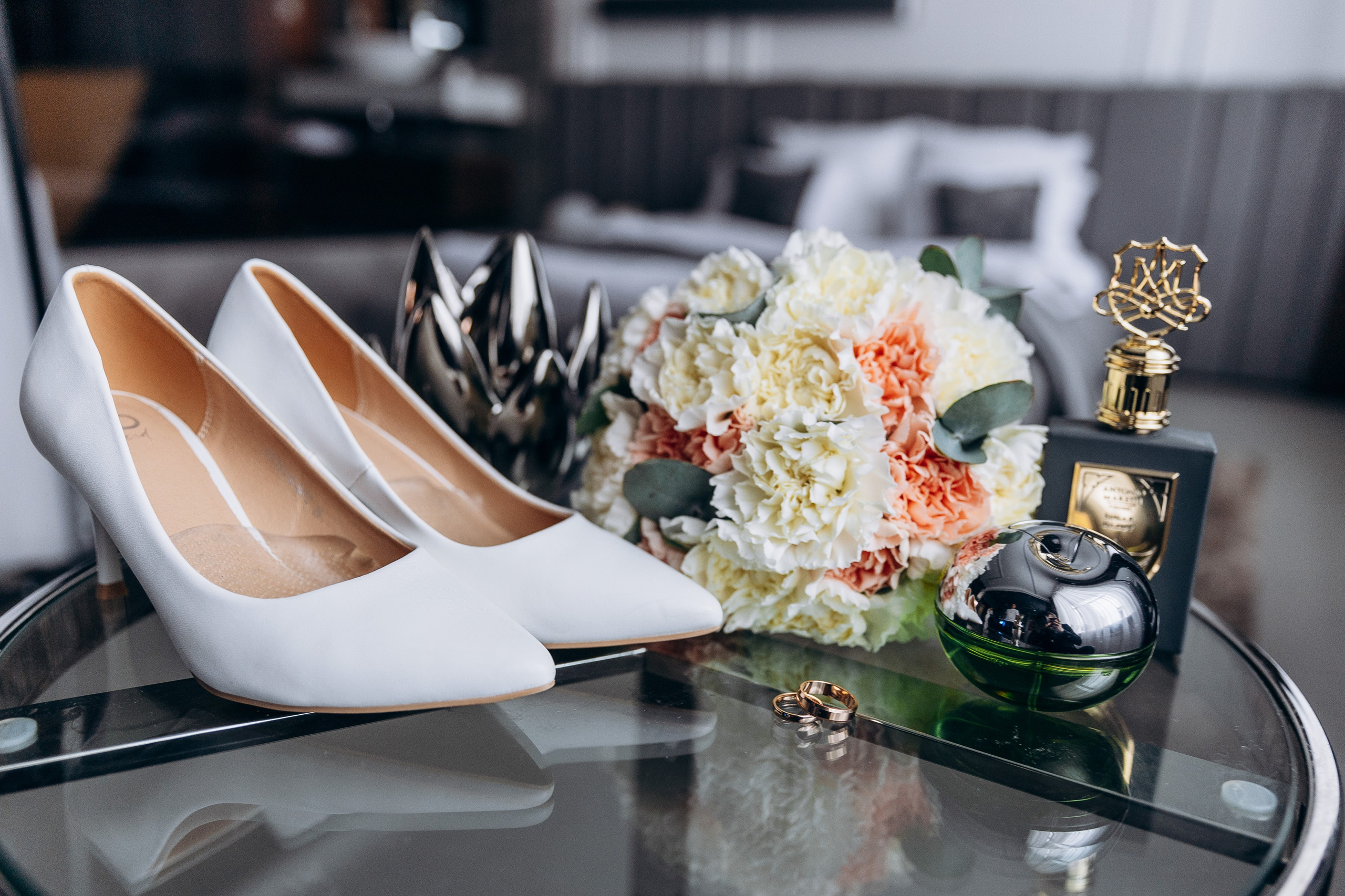 букет невесты, свадьба Казань. свадебные кольца, туфли невесты