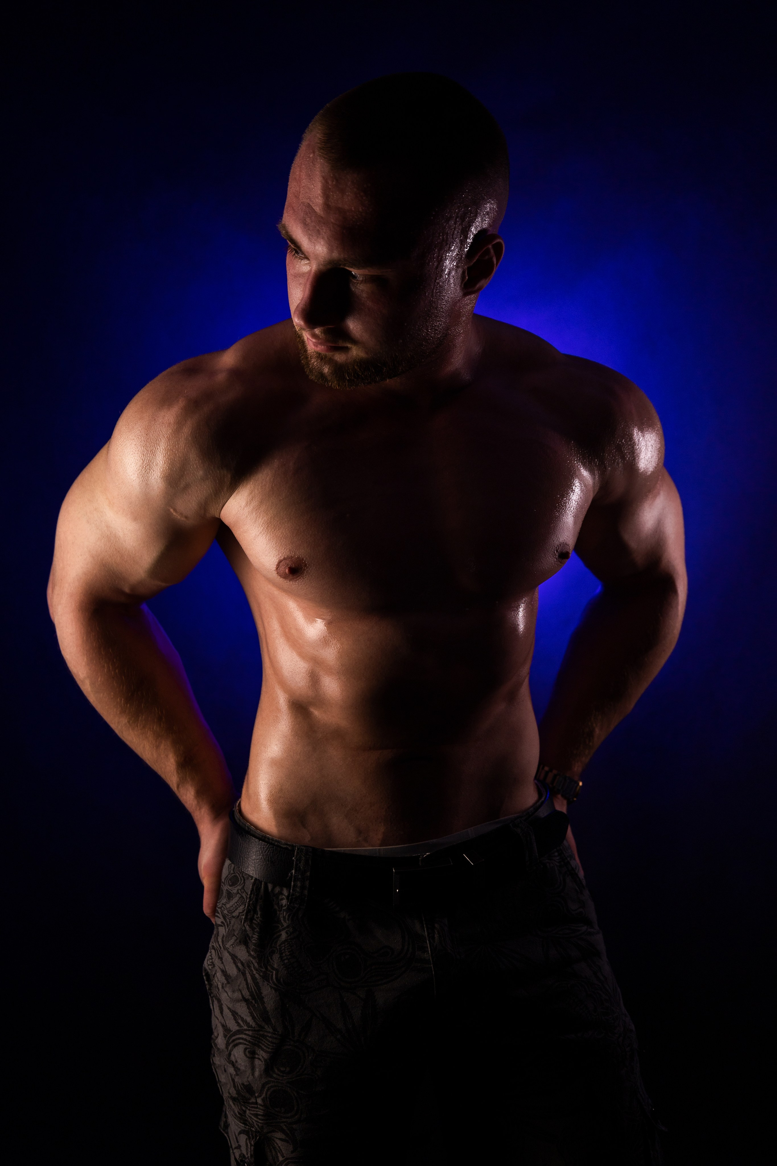 В студии. Photomantis