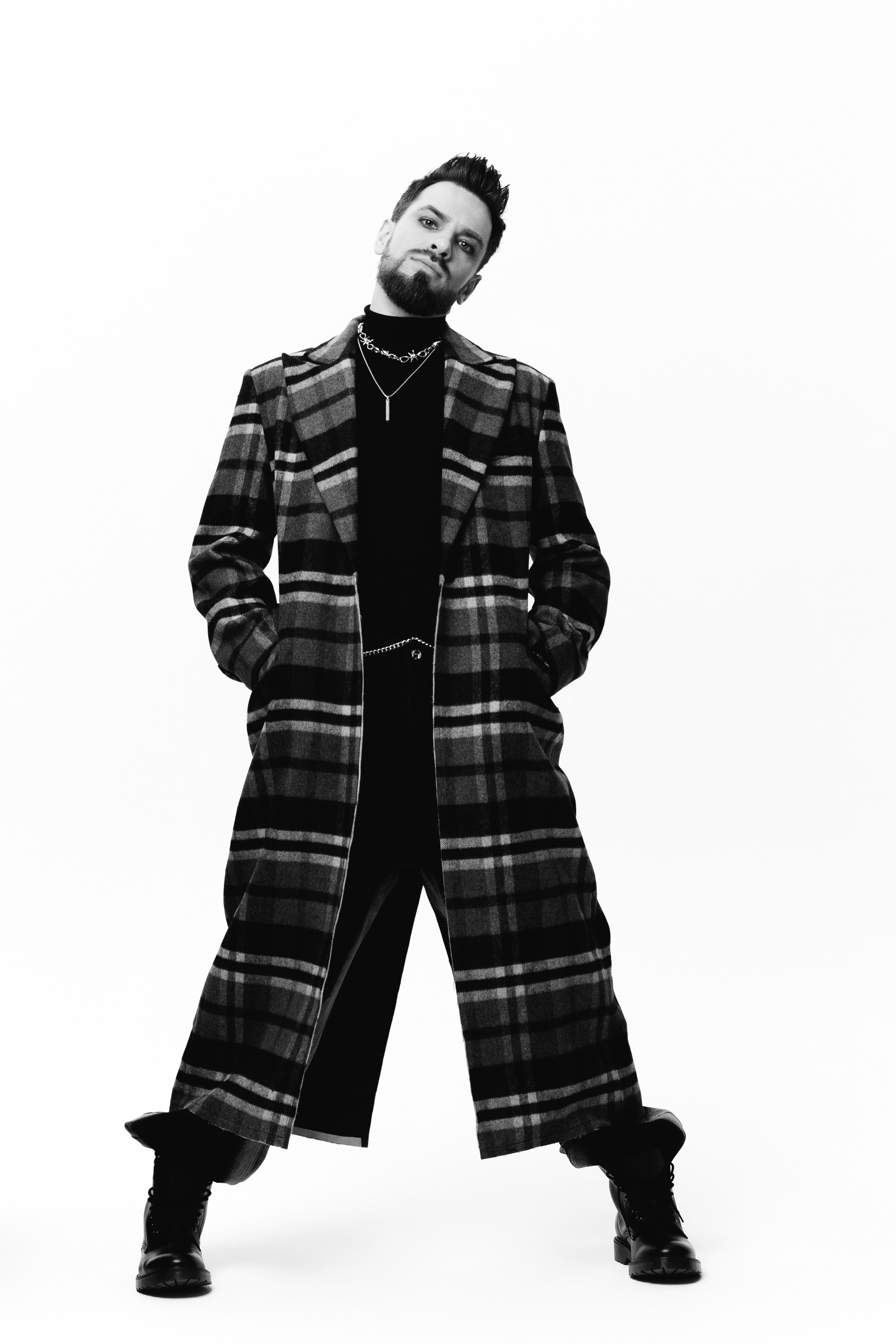 IOSTRA. Фотограф