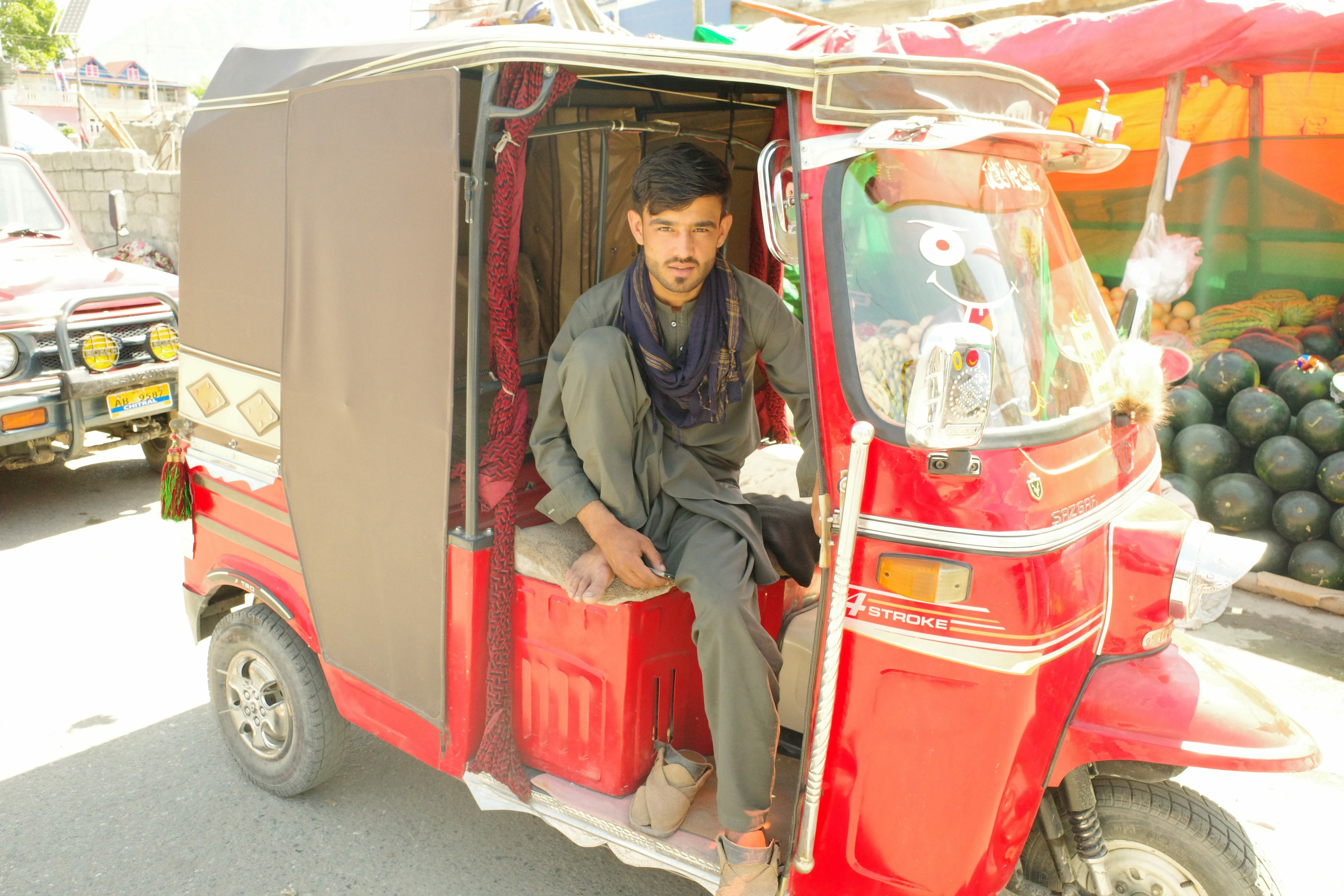 Portrait of a random fellow traveler