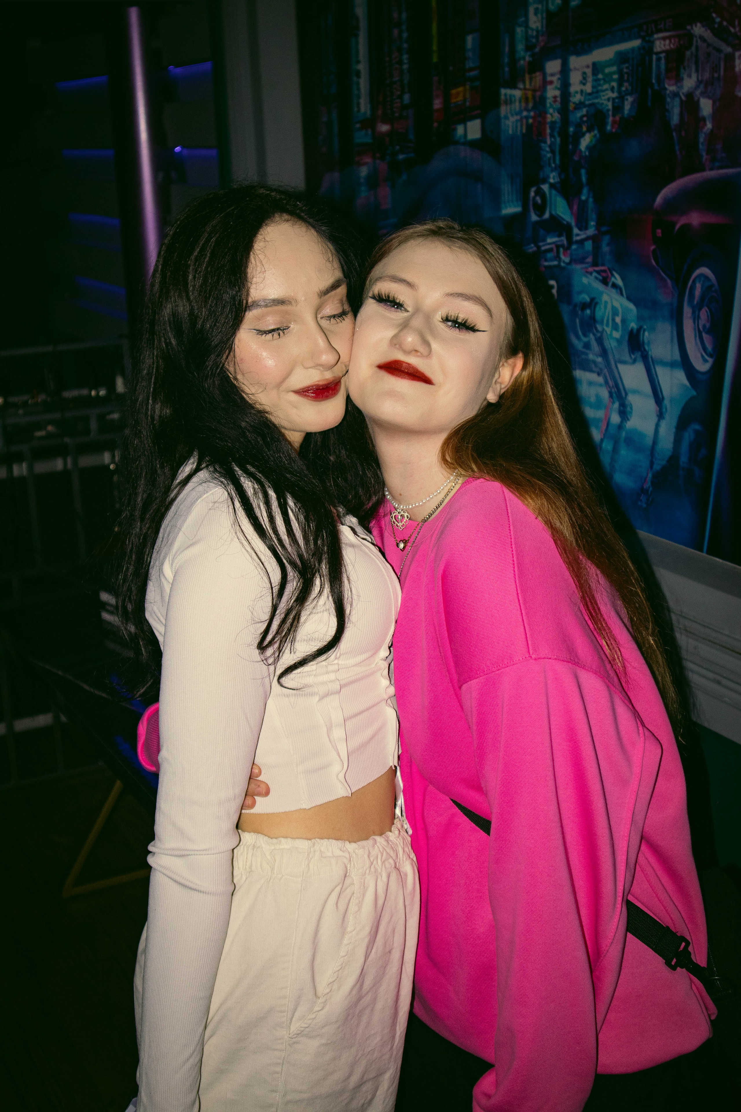 MOSHPIT. Фотограф и видеограф в Бугульме Аня Трутнева