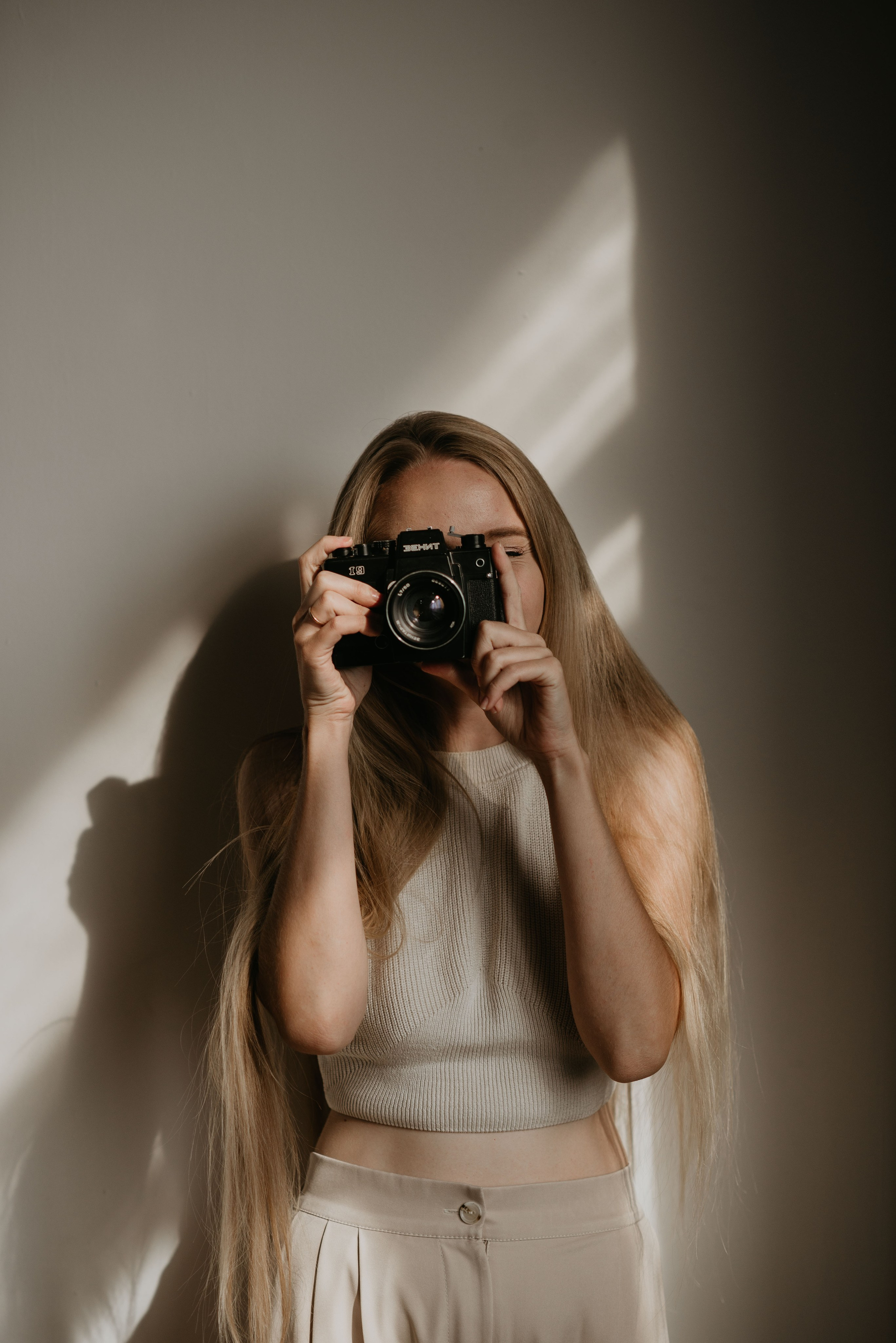 Женская фотосессия в студии. Семейный фотограф в Домодедово и Москве Елена Пичугина